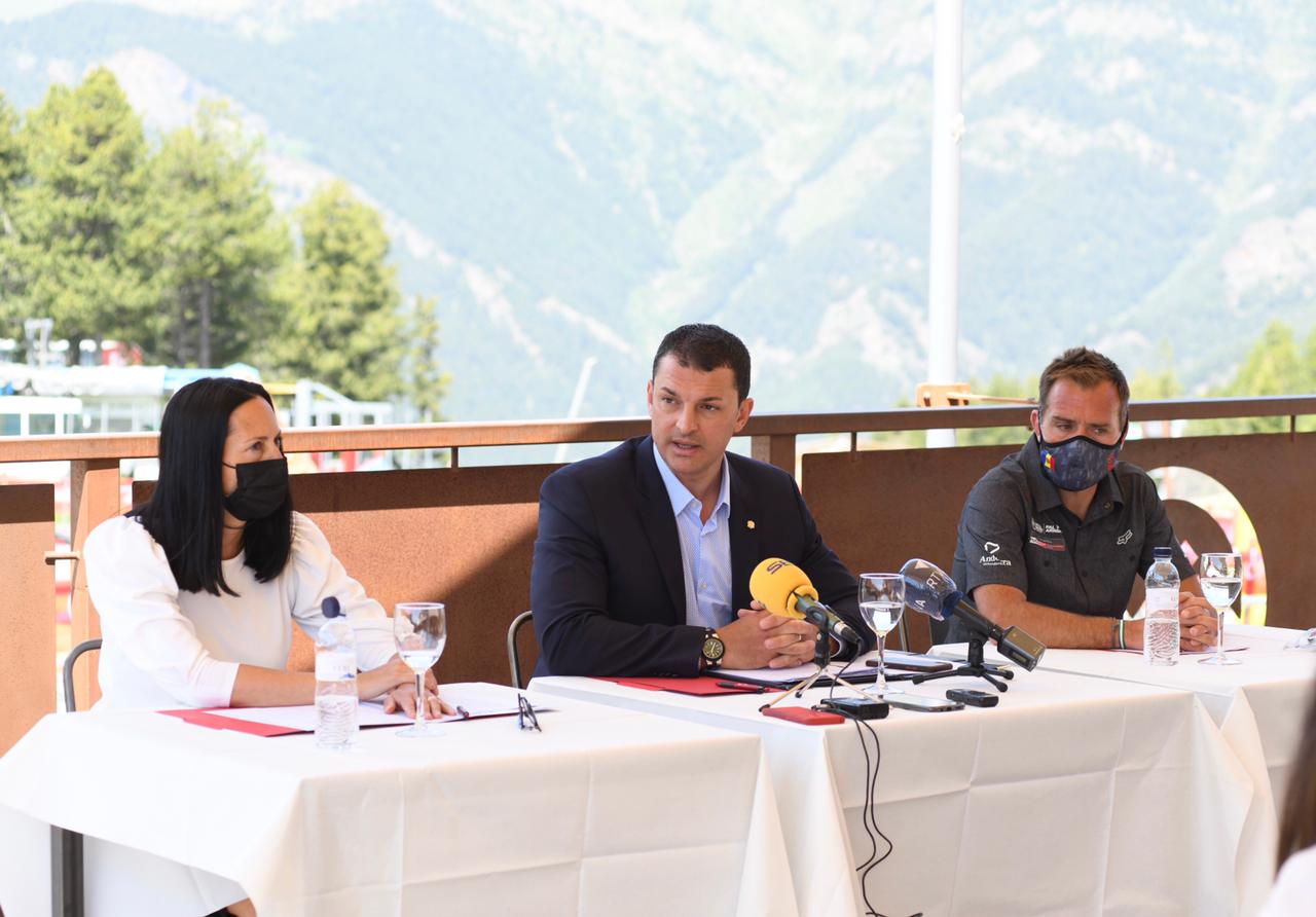 Gallardo presenta el projecte d’Heliport Nacional a la Caubella