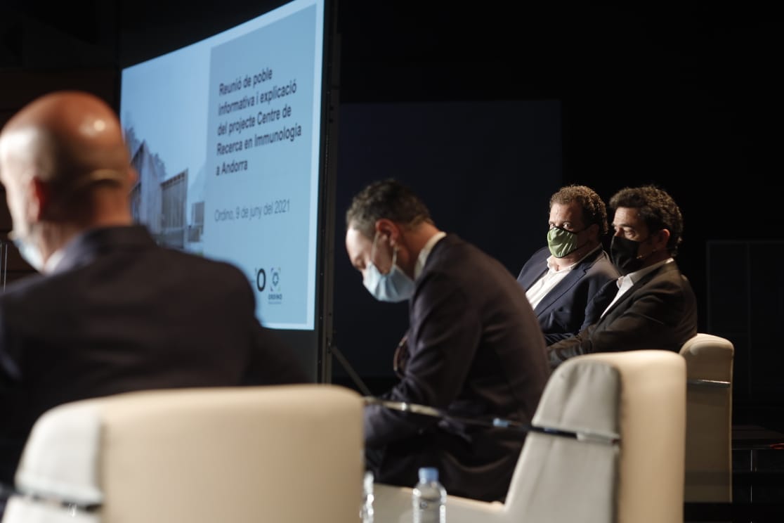 El Govern, Grifols i Ordino expliquen en una reunió informativa el Centre de Recerca en Immunologia que s’implantarà al Principat