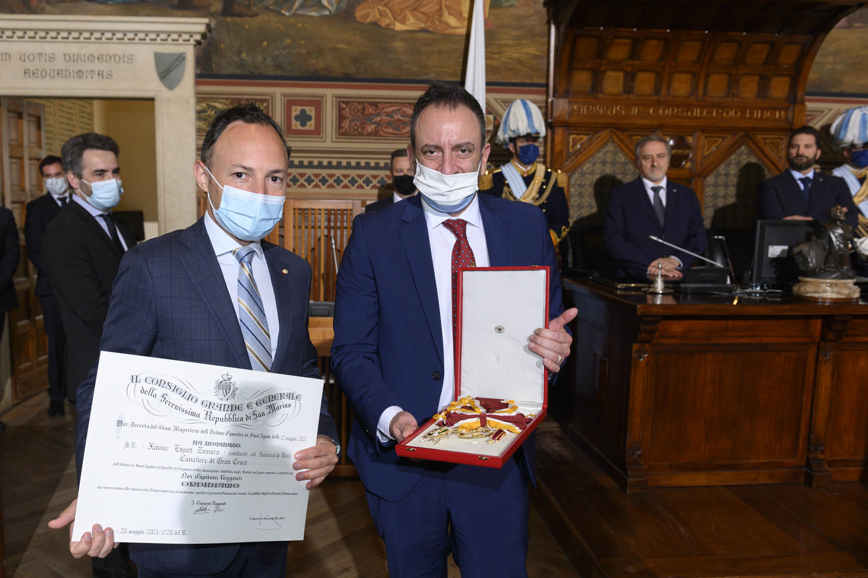 Espot i Jover reben la Gran Creu de l’Ordre Eqüestre de Santa Àgata