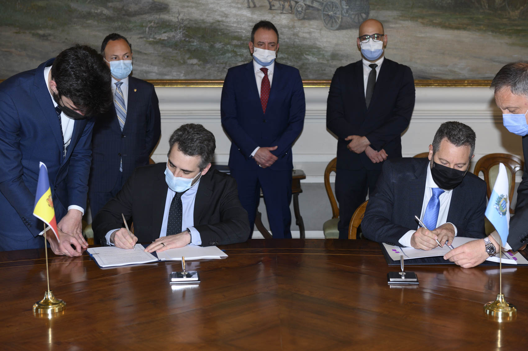 Andorra i San Marino impulsen les relacions bilaterals