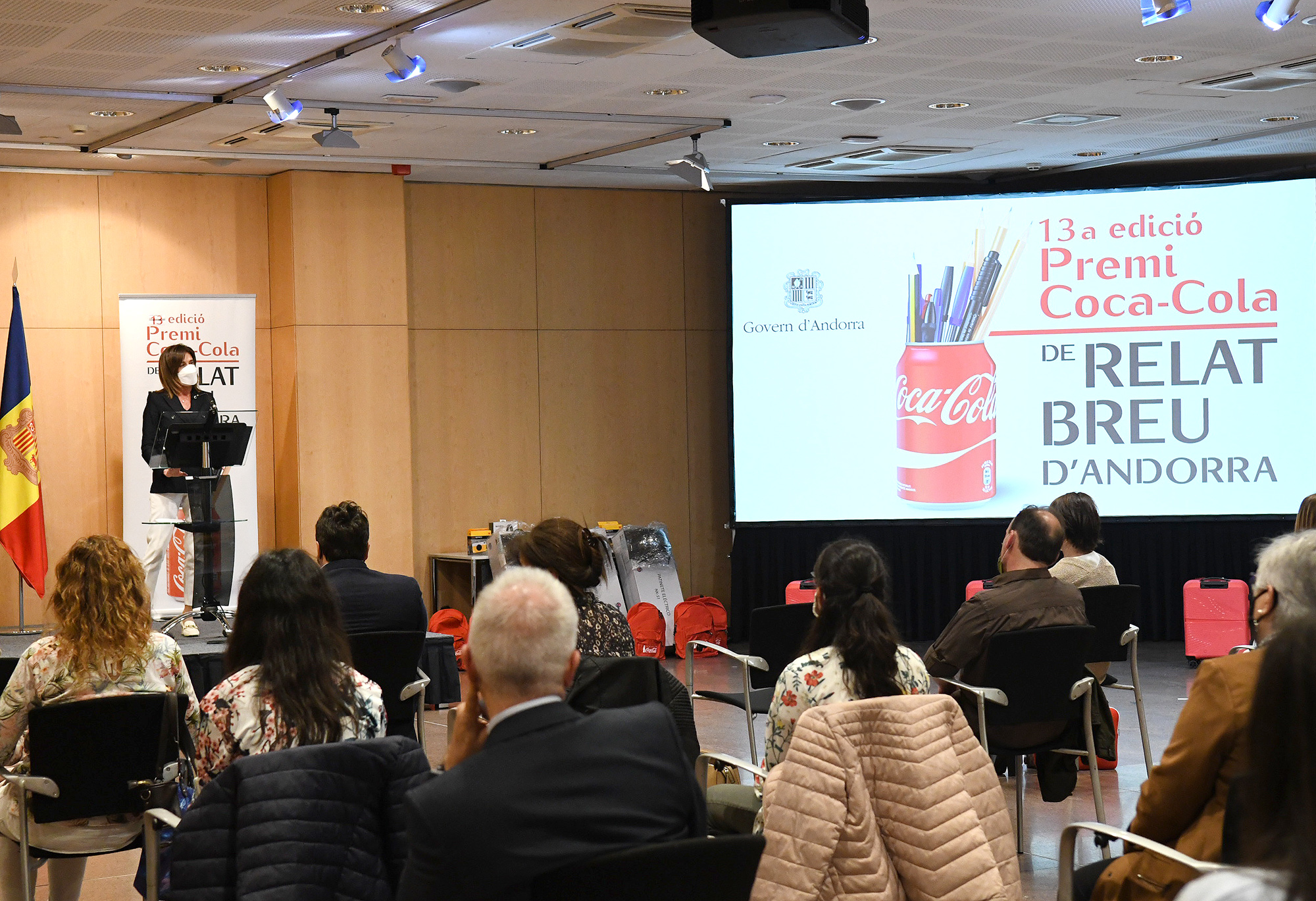 Més de 800 alumnes participen al 13è Premi Coca-cola de relat breu