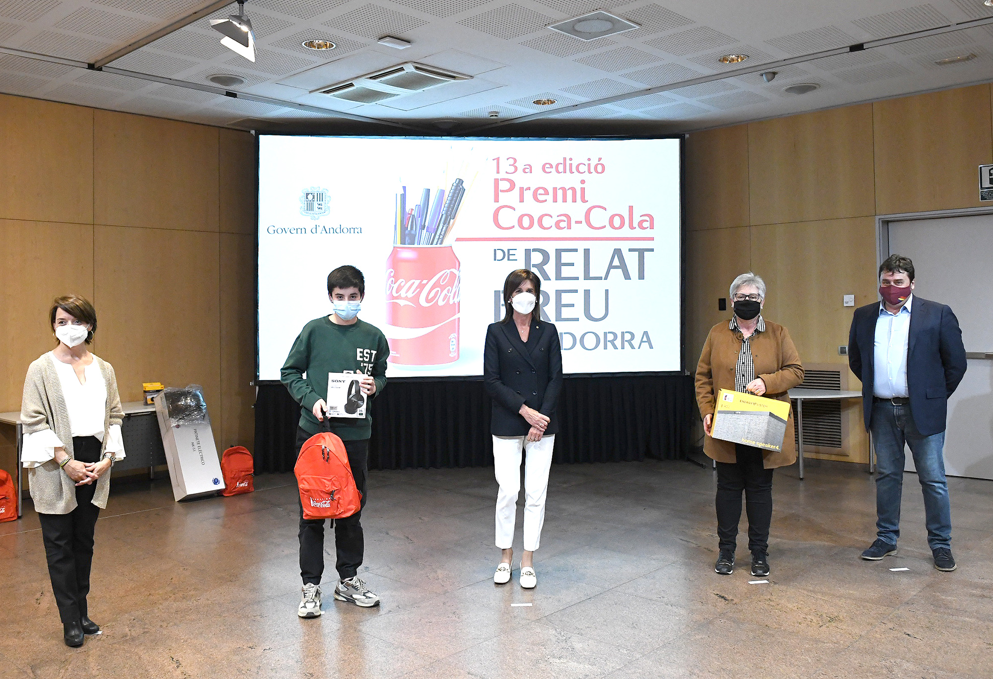 Més de 800 alumnes participen al 13è Premi Coca-cola de relat breu