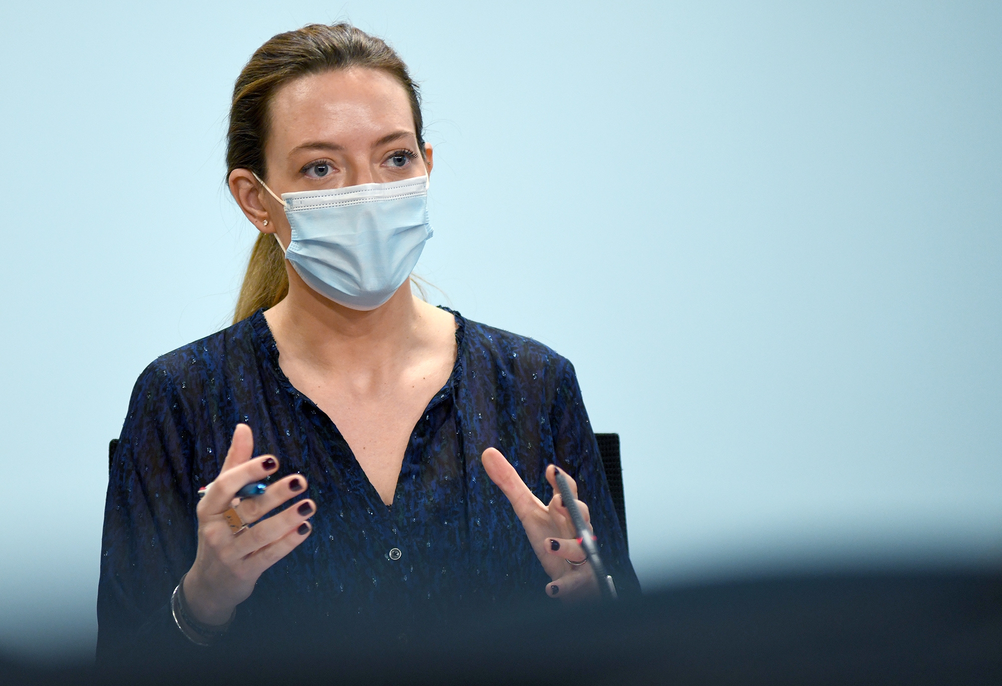 El nombre de casos diaris s’estabilitza a la baixa