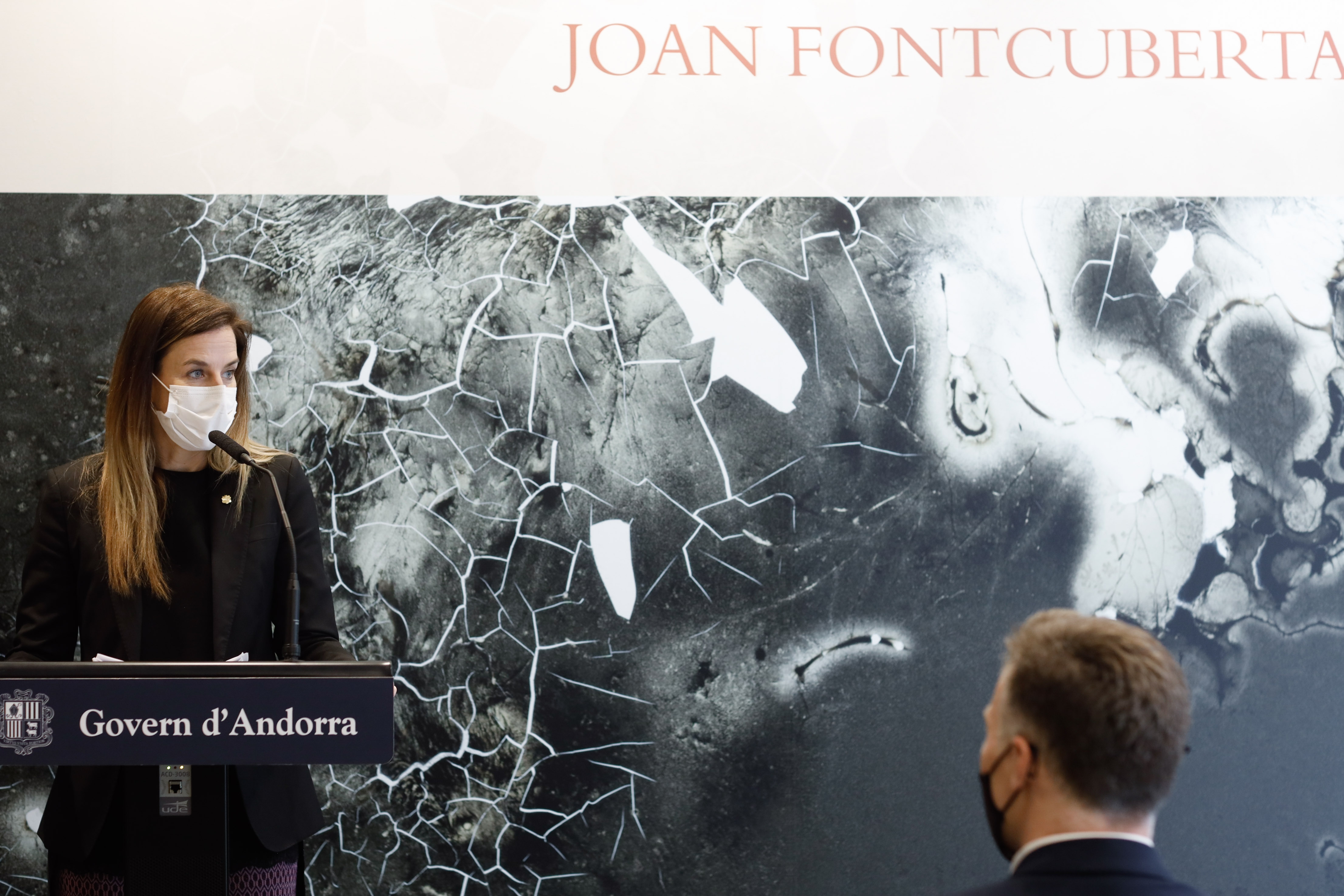 S’exposen les obres artístiques fruit del taller impartit per Joan Fontcuberta i l’exposició Kintsugi es prorroga fins al 28 de maig