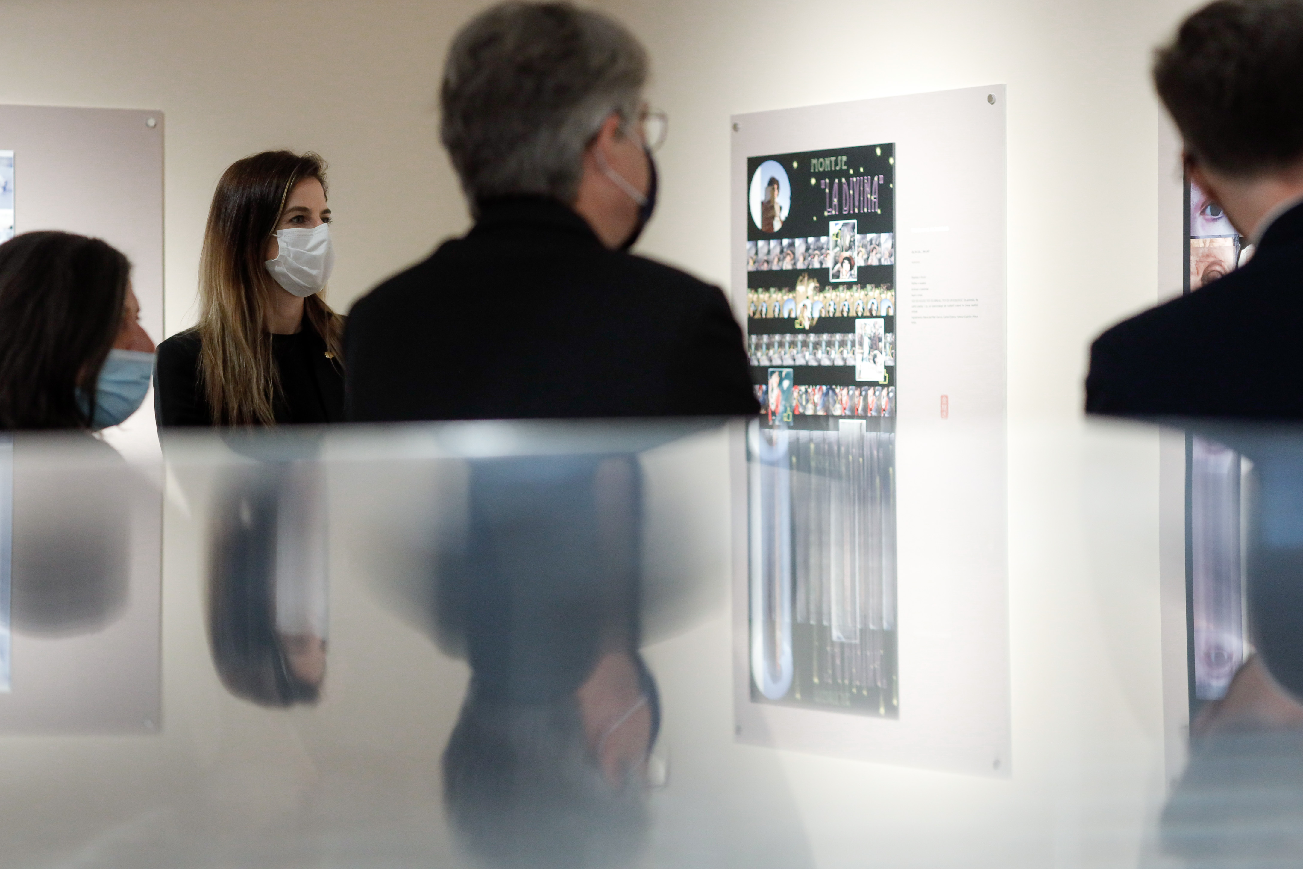 S’exposen les obres artístiques fruit del taller impartit per Joan Fontcuberta i l’exposició Kintsugi es prorroga fins al 28 de maig