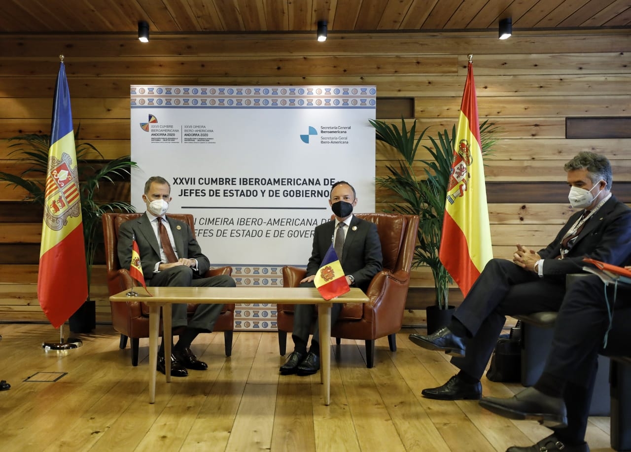 Felip VI destaca la gran participació i l’alt nivell tant en la XXVII Cimera Iberoamericana de Caps d’Estat i de Govern com en la XIII Trobada Empresarial Iberoamericana