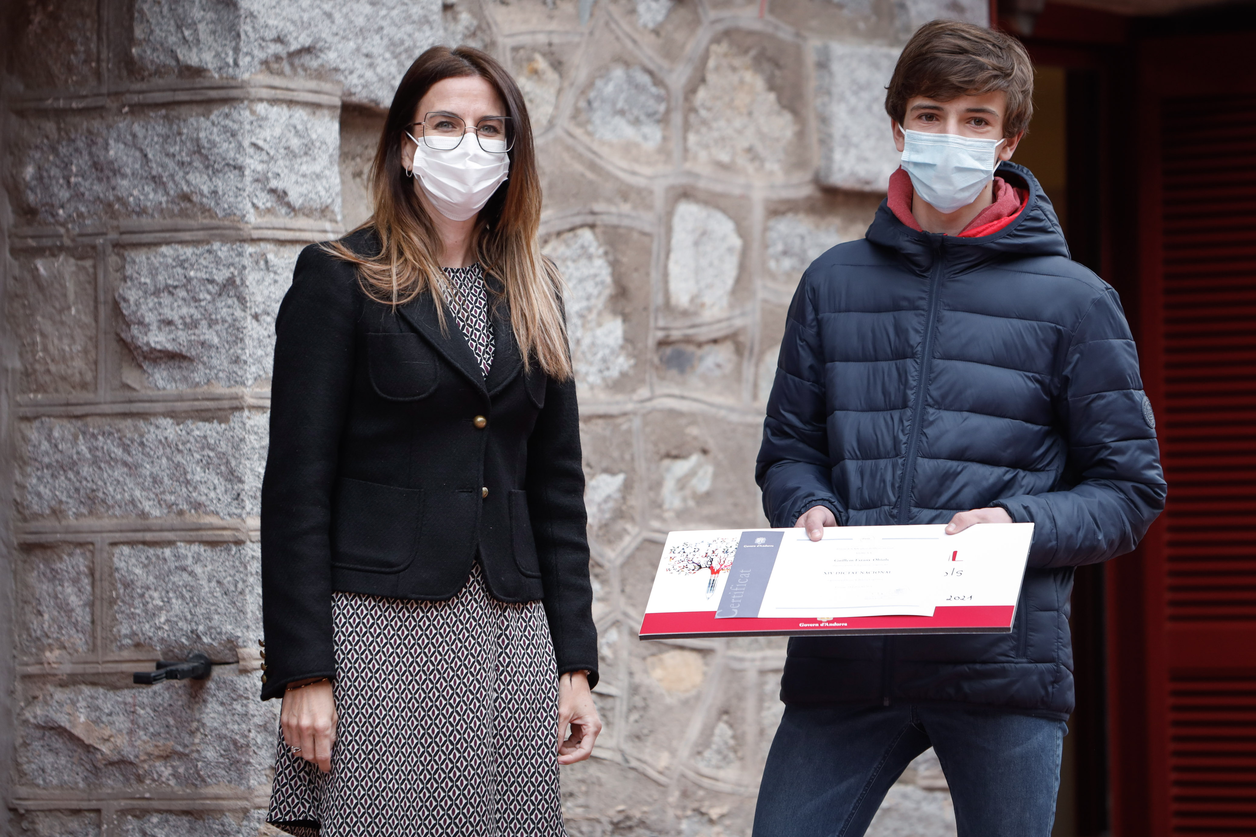 Guillem Estany i Helena Marsol reben el primer premi del catorzè Dictat nacional