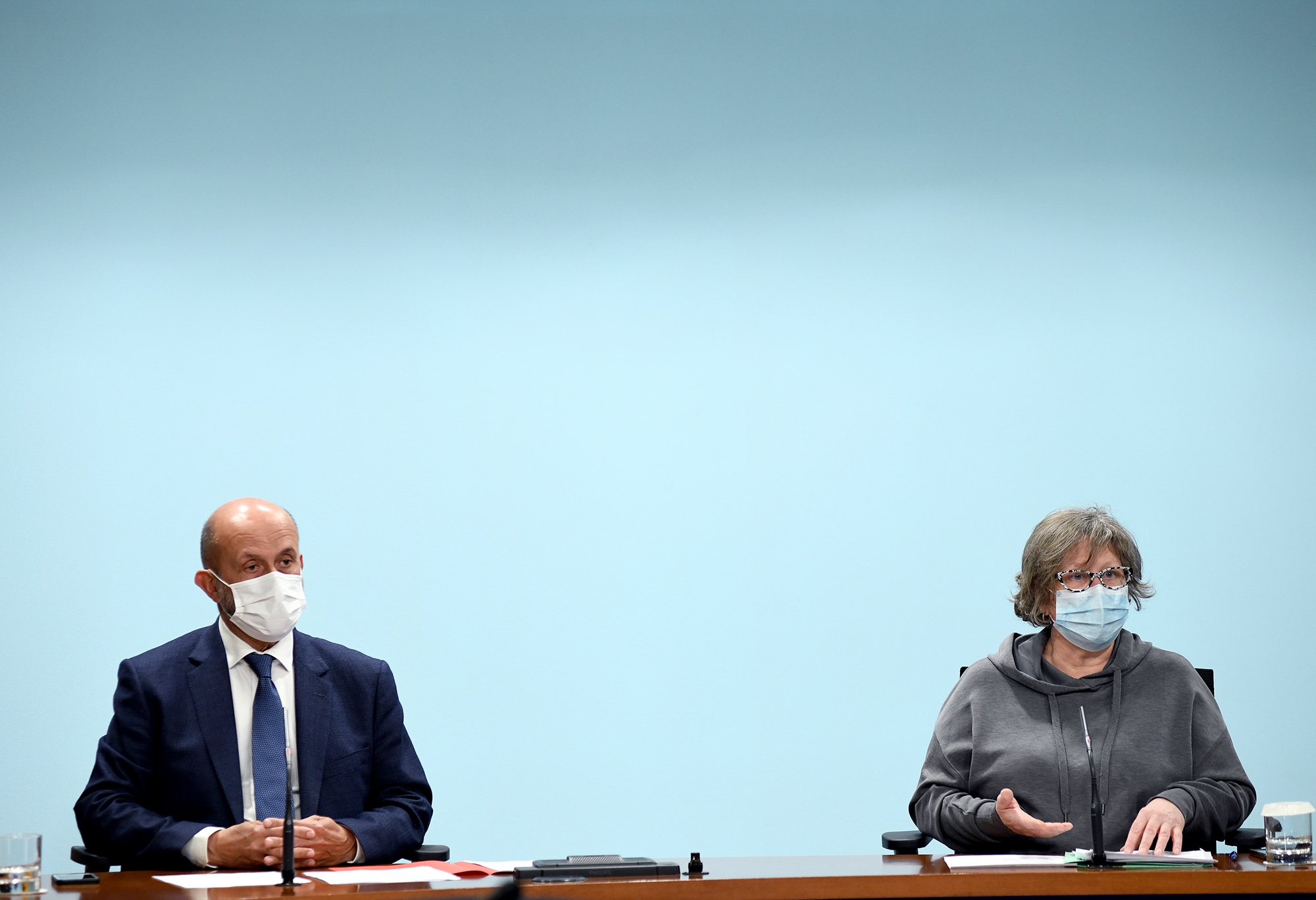 S’inicia l’administració de la vacuna contra la COVID-19 al personal educatiu