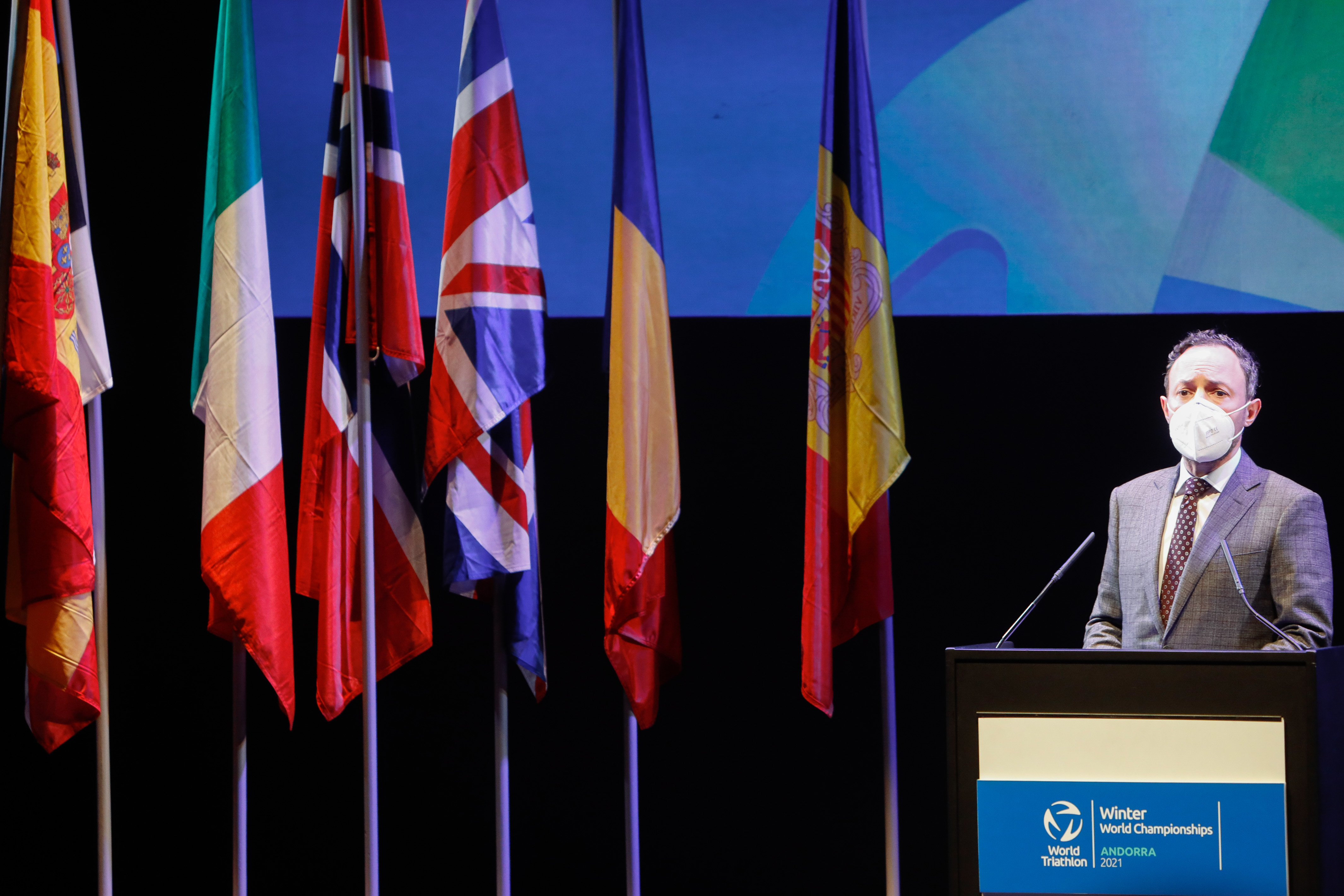 Espot destaca “el salt de qualitat d’Andorra en l’organització de proves esportives d’alt nivell” en la inauguració del Campionat del Món de Triatló d’Hivern