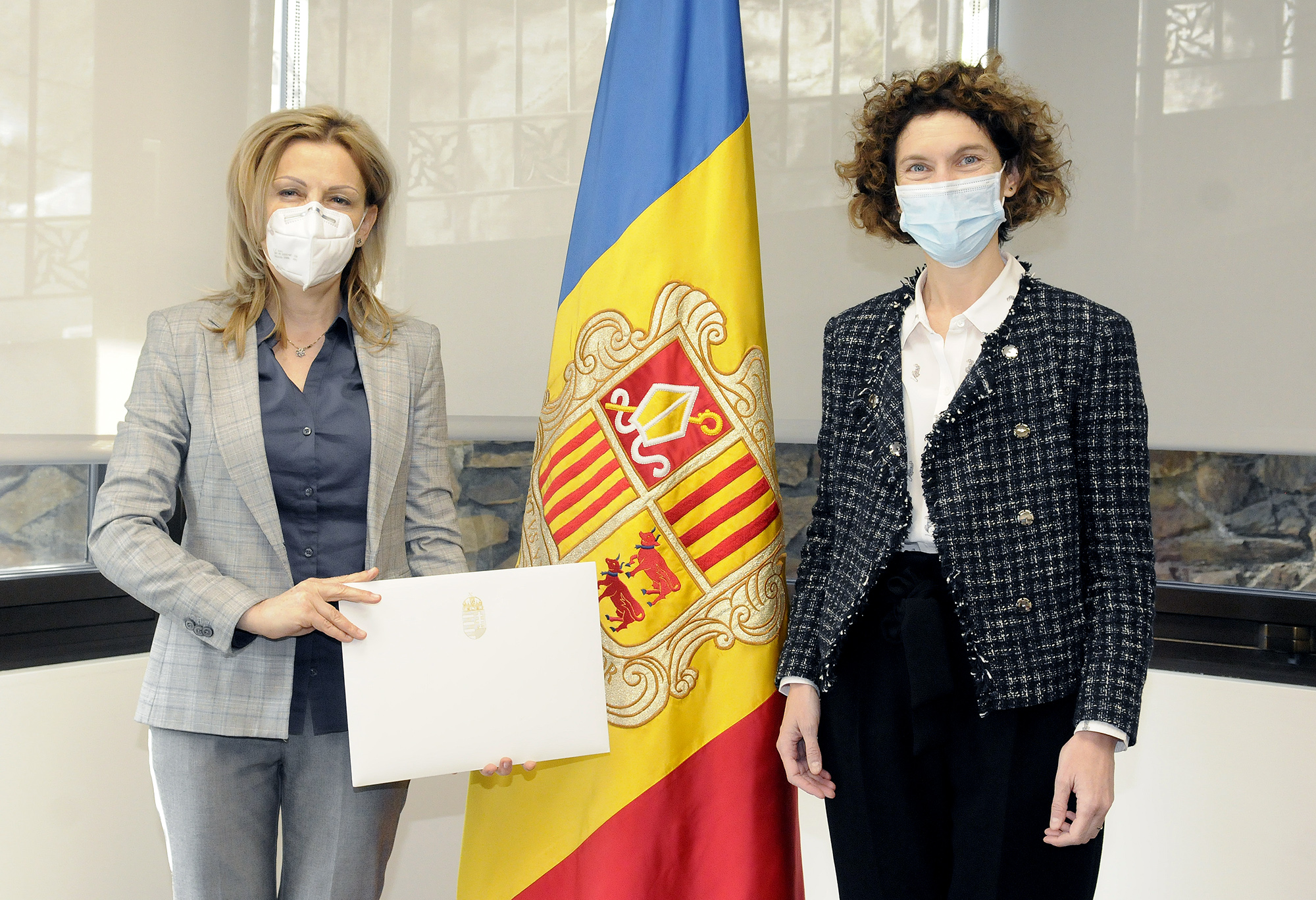 Els ambaixadors de vint-i-cinc països presenten les cartes credencials al copríncep episcopal