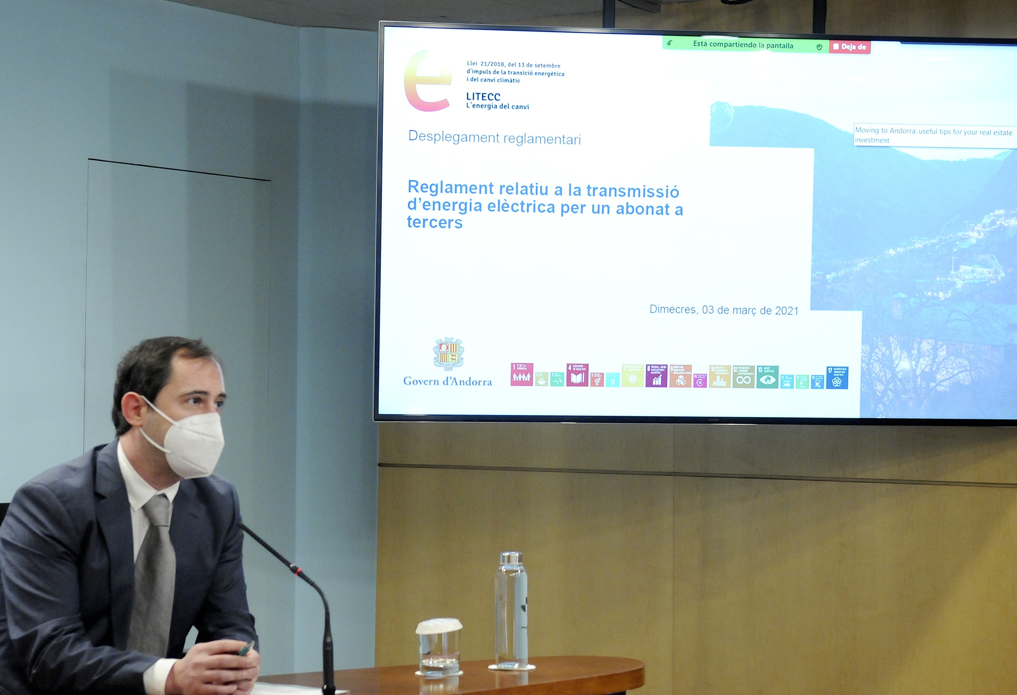 El Govern aprova el reglament que permet la instal·lació d’aparells de recàrrega de vehicles elèctrics en estacions de serveis i aparcaments