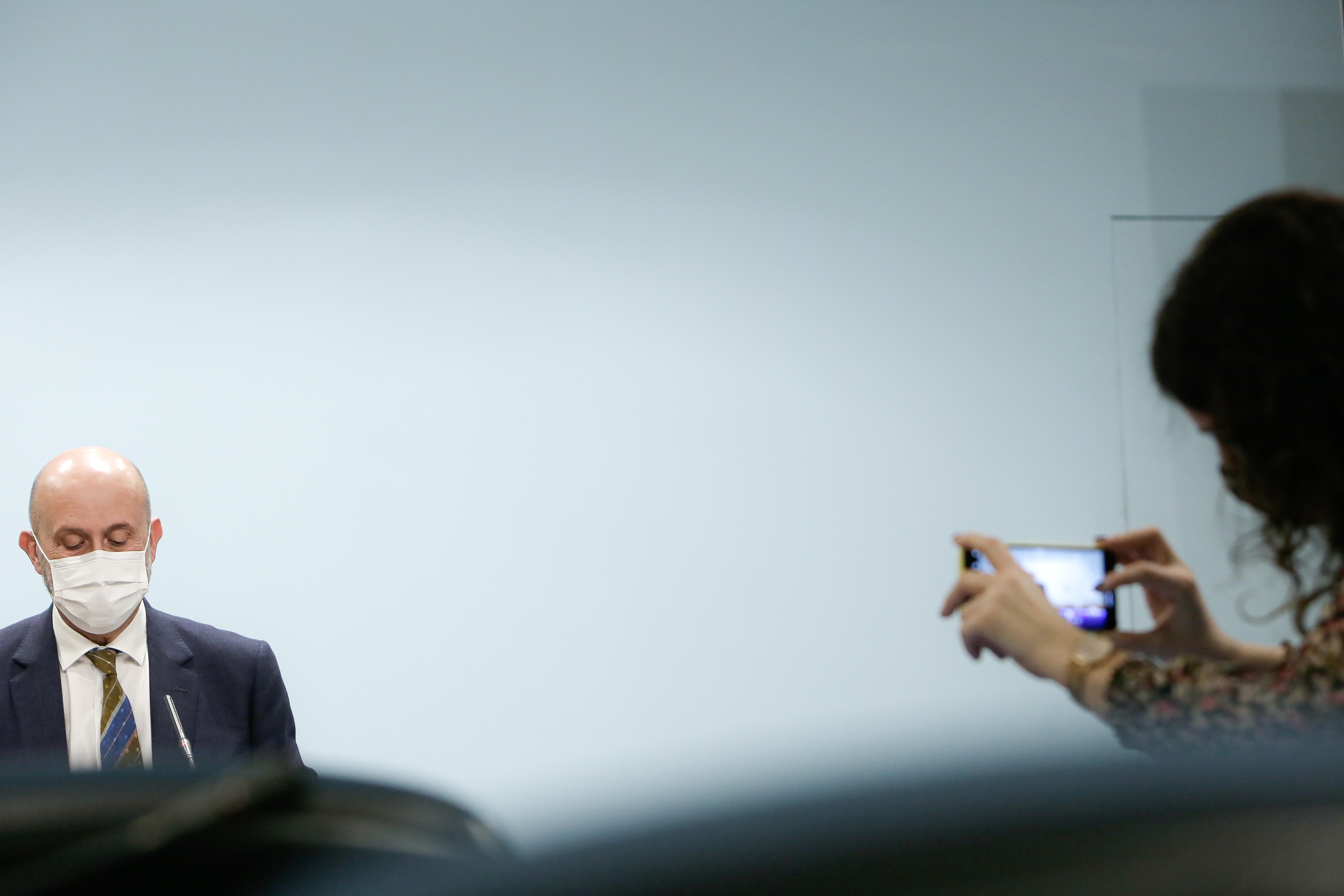 Els casos actius per COVID-19 baixen de 400 per primer cop des del setembre