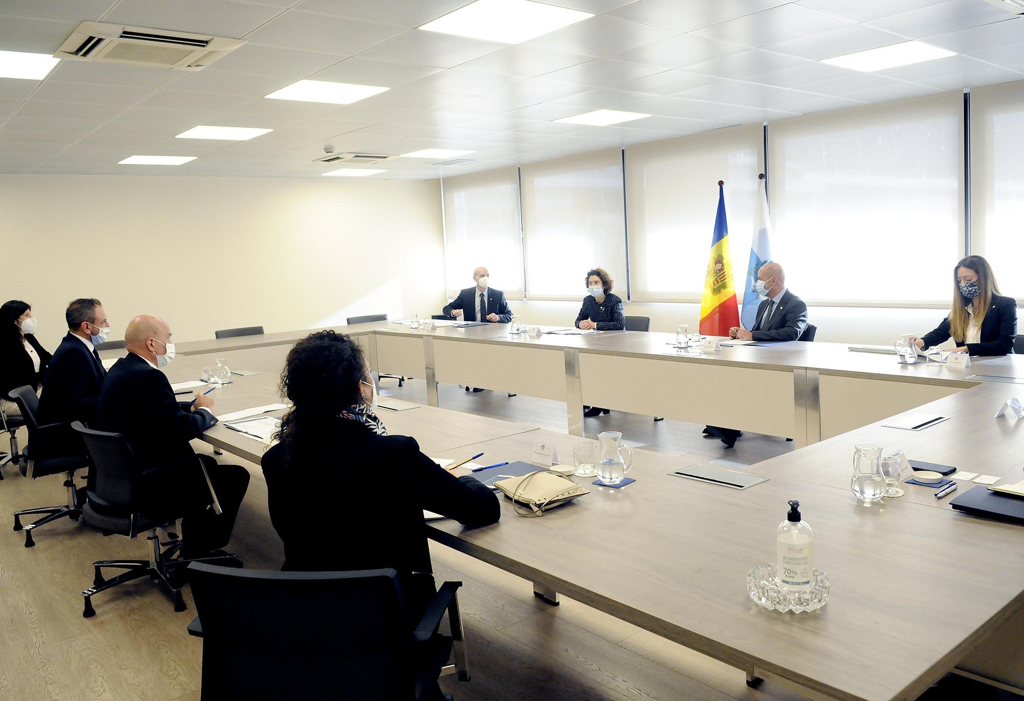 Espot rep el ministre d’Afers Exteriors, Cooperació Econòmica Internacional i Telecomunicacions de San Marino, Luca Beccari