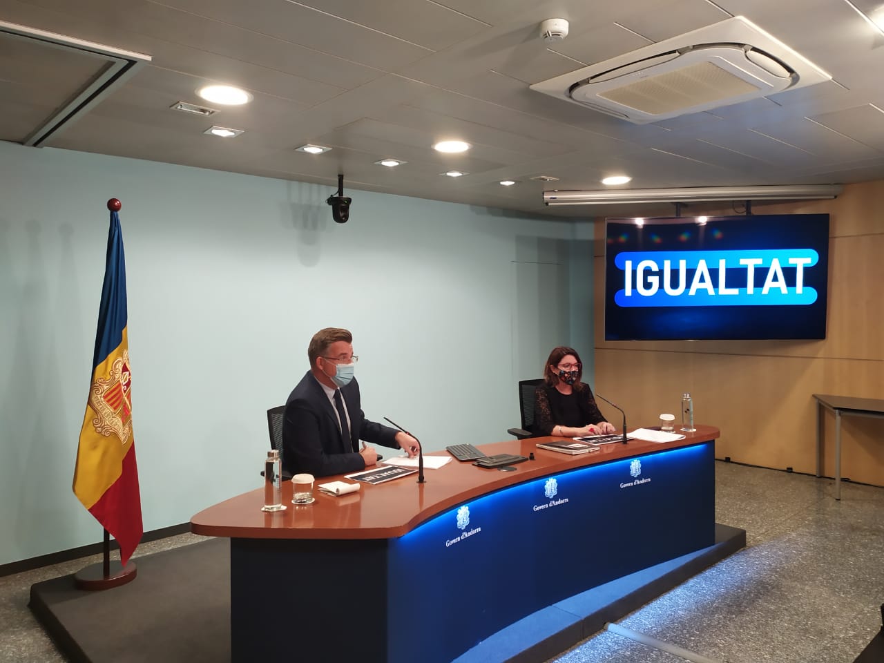 Marc Pons presenta l’esborrany del Projecte de llei per a la igualtat efectiva entre dones i homes