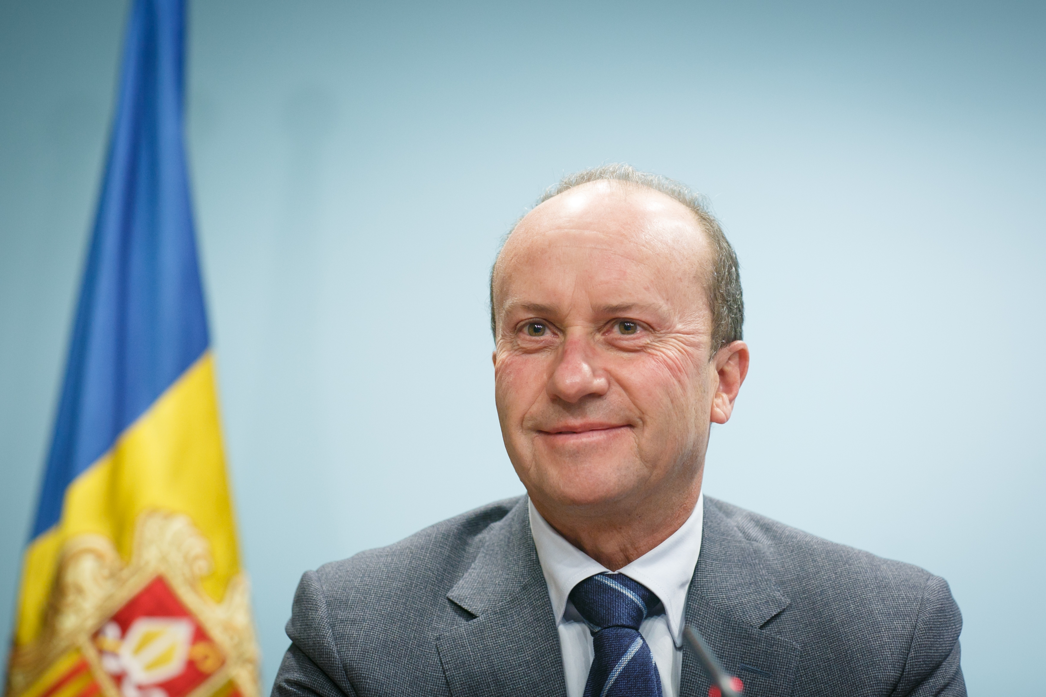 Josep Maria Rossell i Miquel Àngel Barbolla presenten els nous Reglaments del Cos de Policia