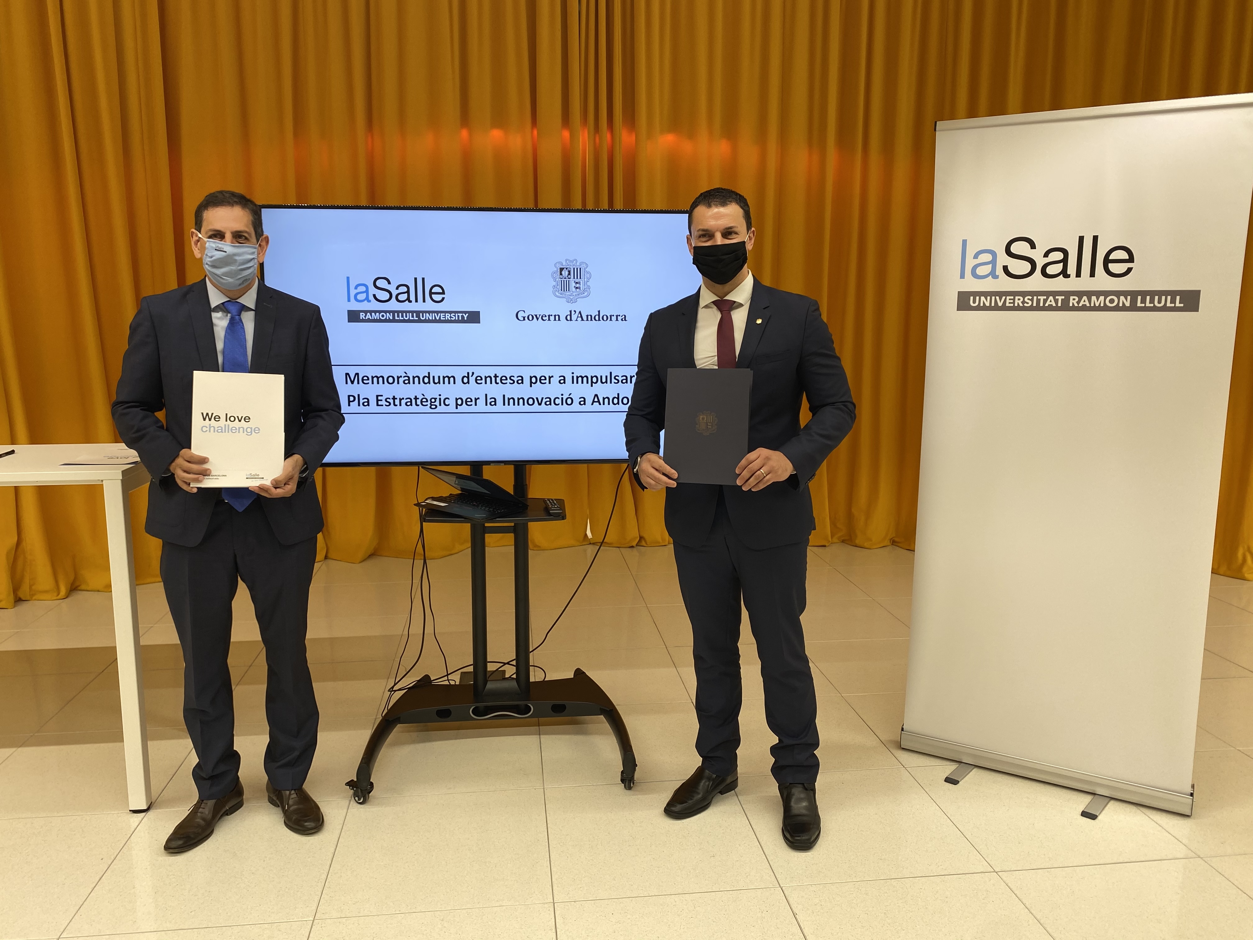 Gallardo signa amb la Fundació la Salle un acord per impulsar el Pla Estratègic per la Innovació d’Andorra