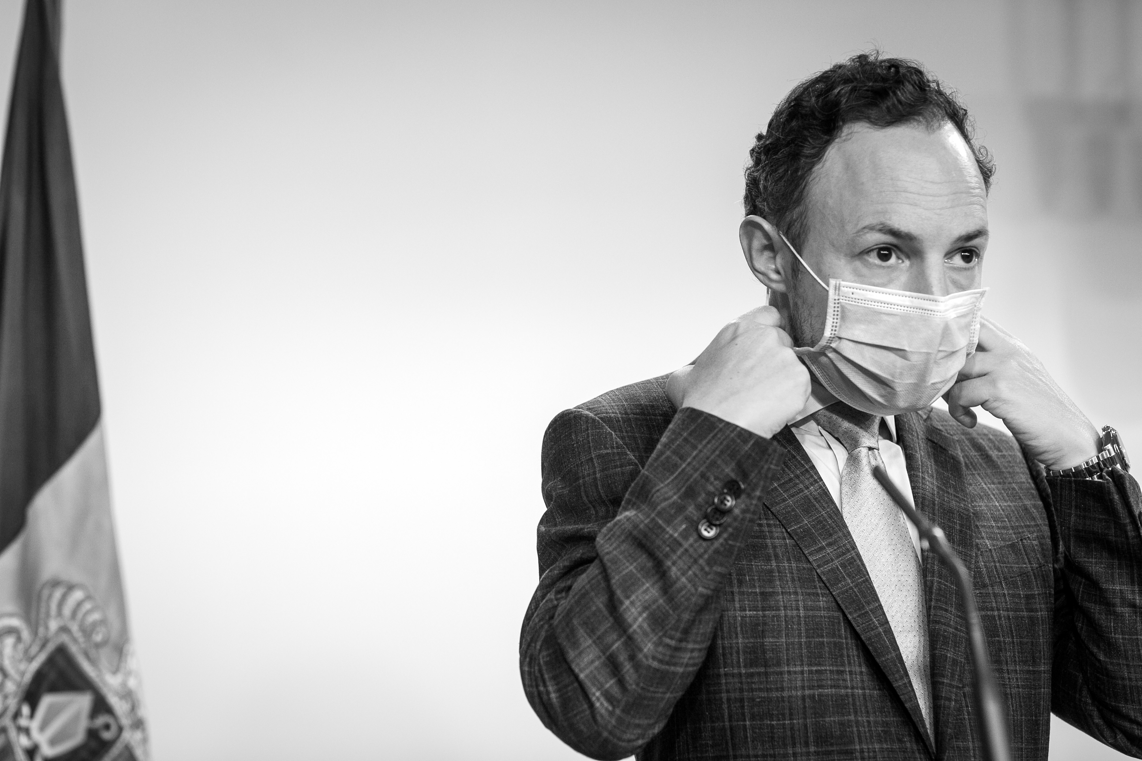 El cap de Govern segueix aïllament domiciliari per un contacte amb un positiu en el decurs d’una reunió de treball