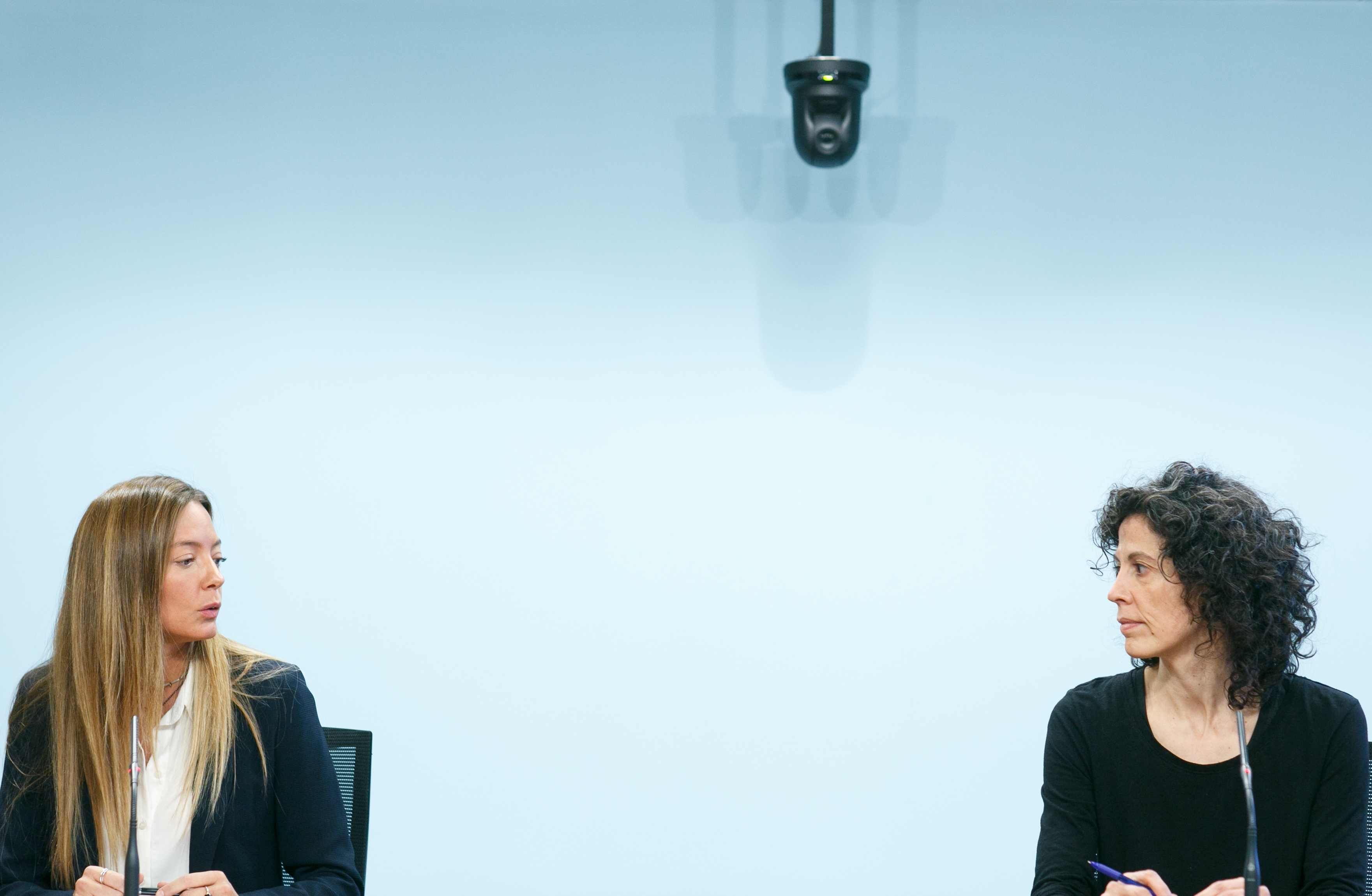 Les autoritats sanitàries fan una crida a seguir les mesures de prevenció i mantenir el confinament a les persones afectades pel virus o a les que són contactes