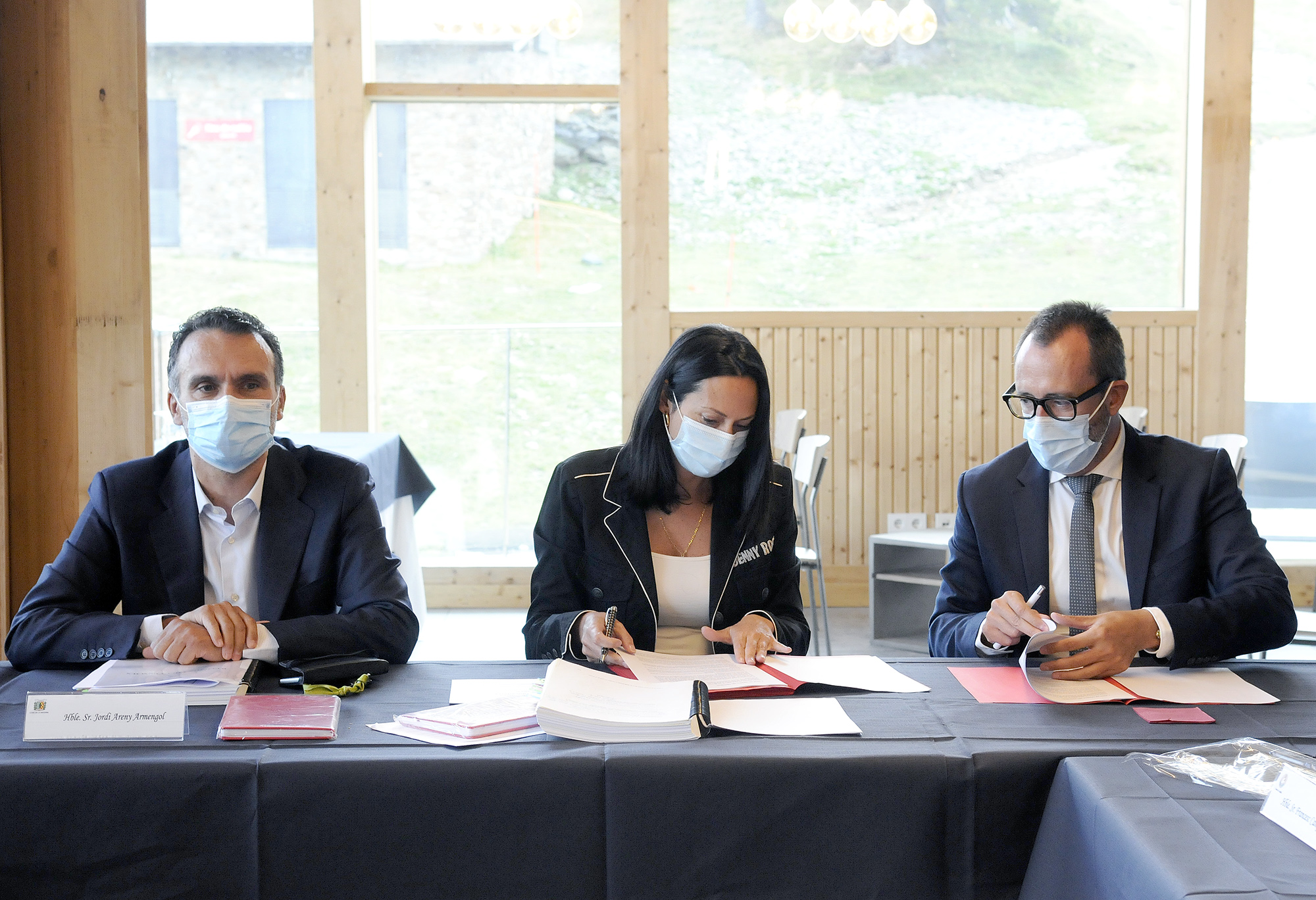 El Ministeri d’Afers Socials, Habitatge i Joventut i els set comuns signen el protocol conjunt de prevenció i actuació en casos de violència de gènere i domèstica