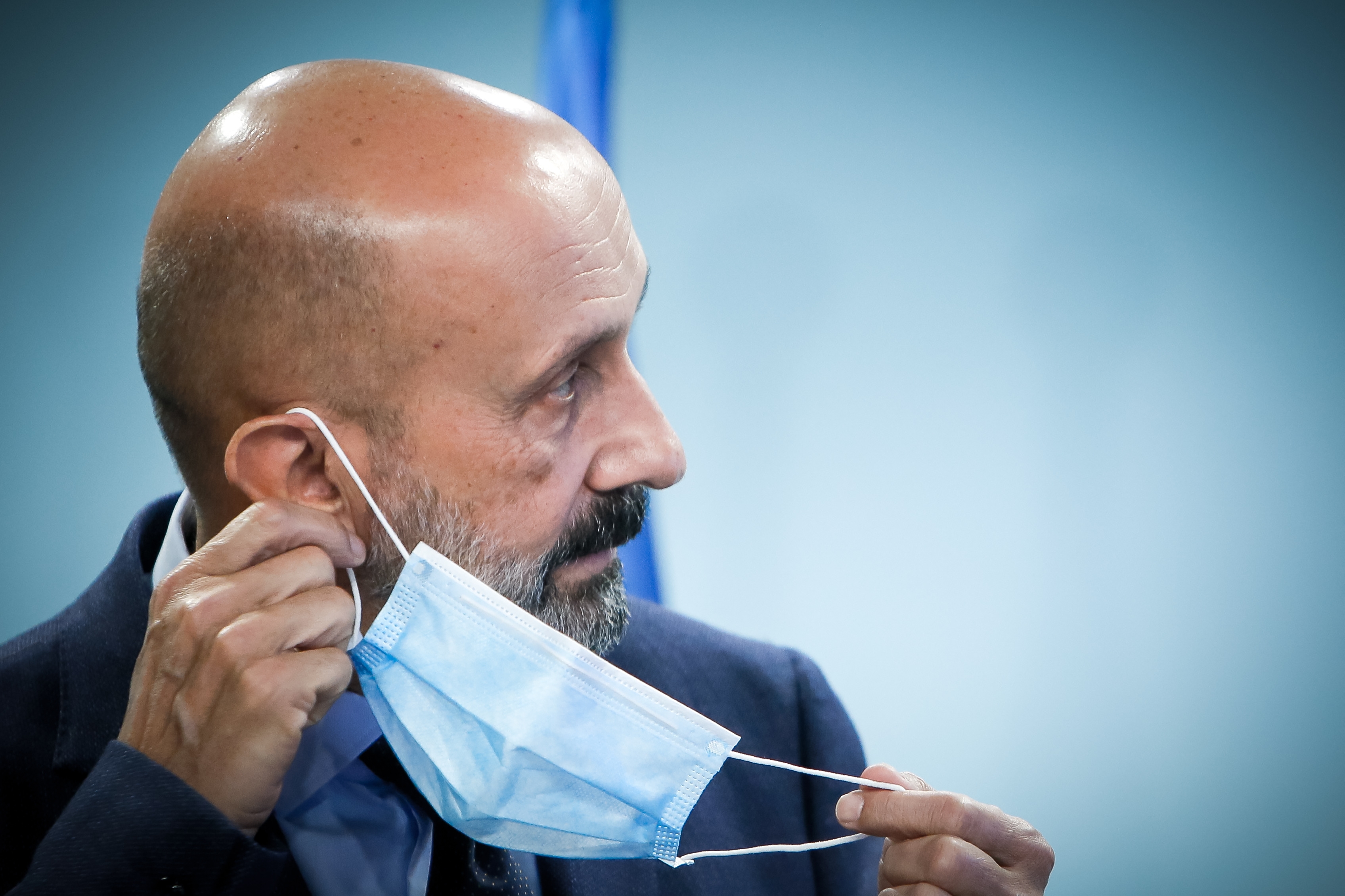 Els resultats a meitat de la segona volta dels test indiquen que un 9% de la població tindria anticossos; un 11% en el sanitaris