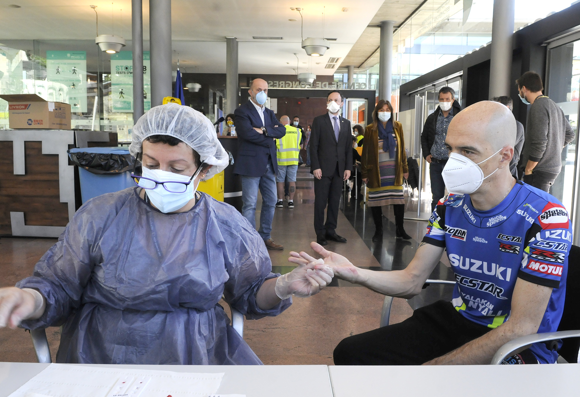 Comença la campanya de tests massius d’anticossos a tota la població amb un desplegament de 1.500 voluntaris