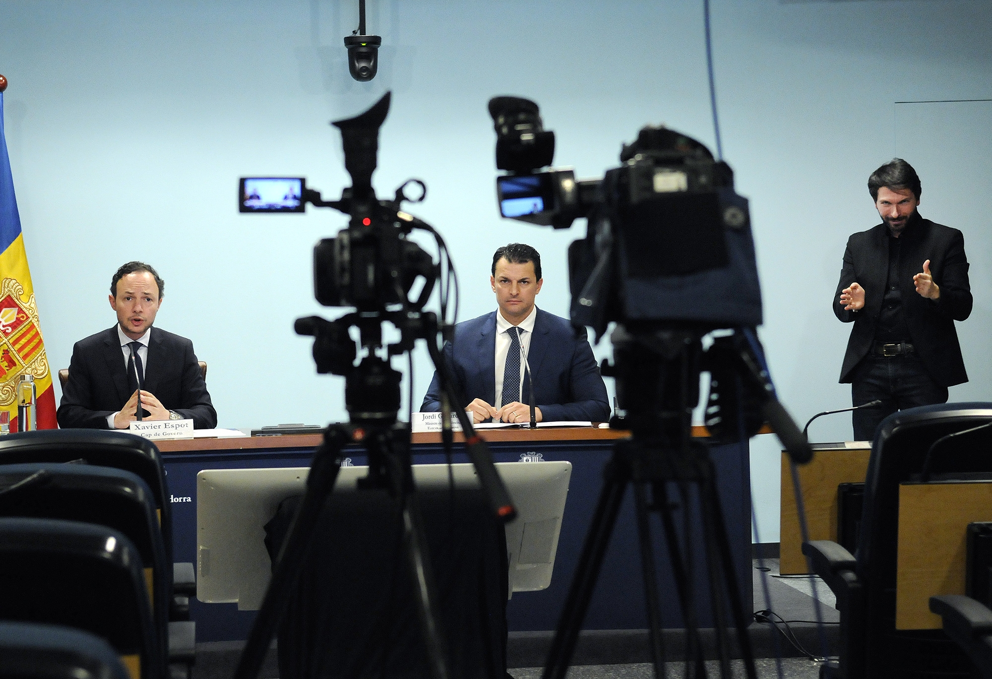 El Govern preveu una represa progressiva de l’activitat amb una primera fase que inclourà aquells sectors que facilitin el confinament i la venda en línia