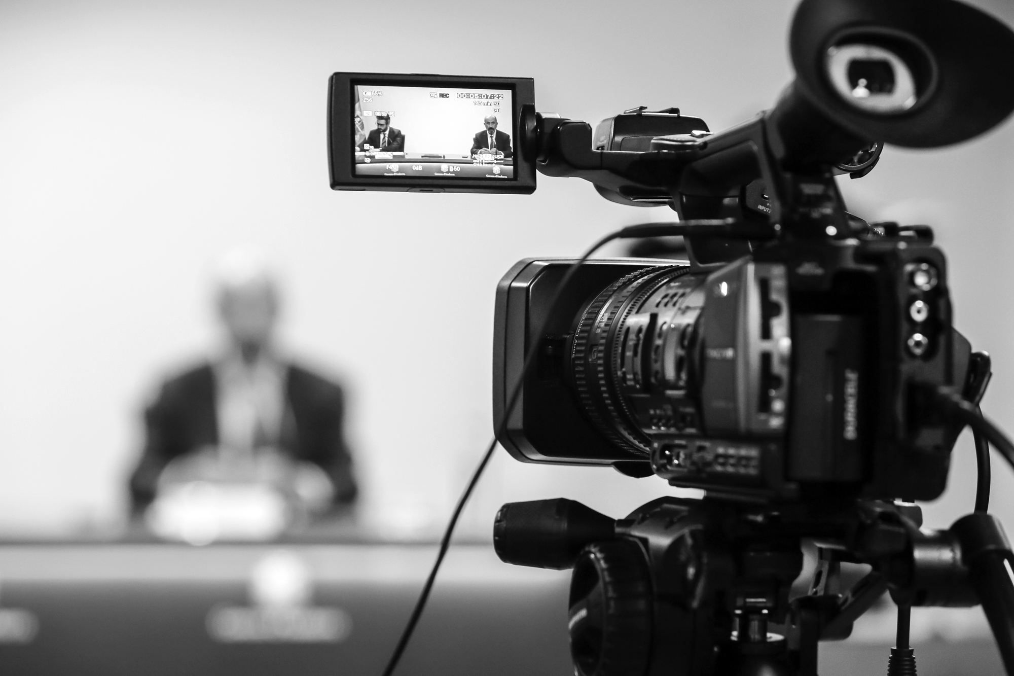 El Govern decreta la suspensió de les licitacions públiques en el sector de la construcció