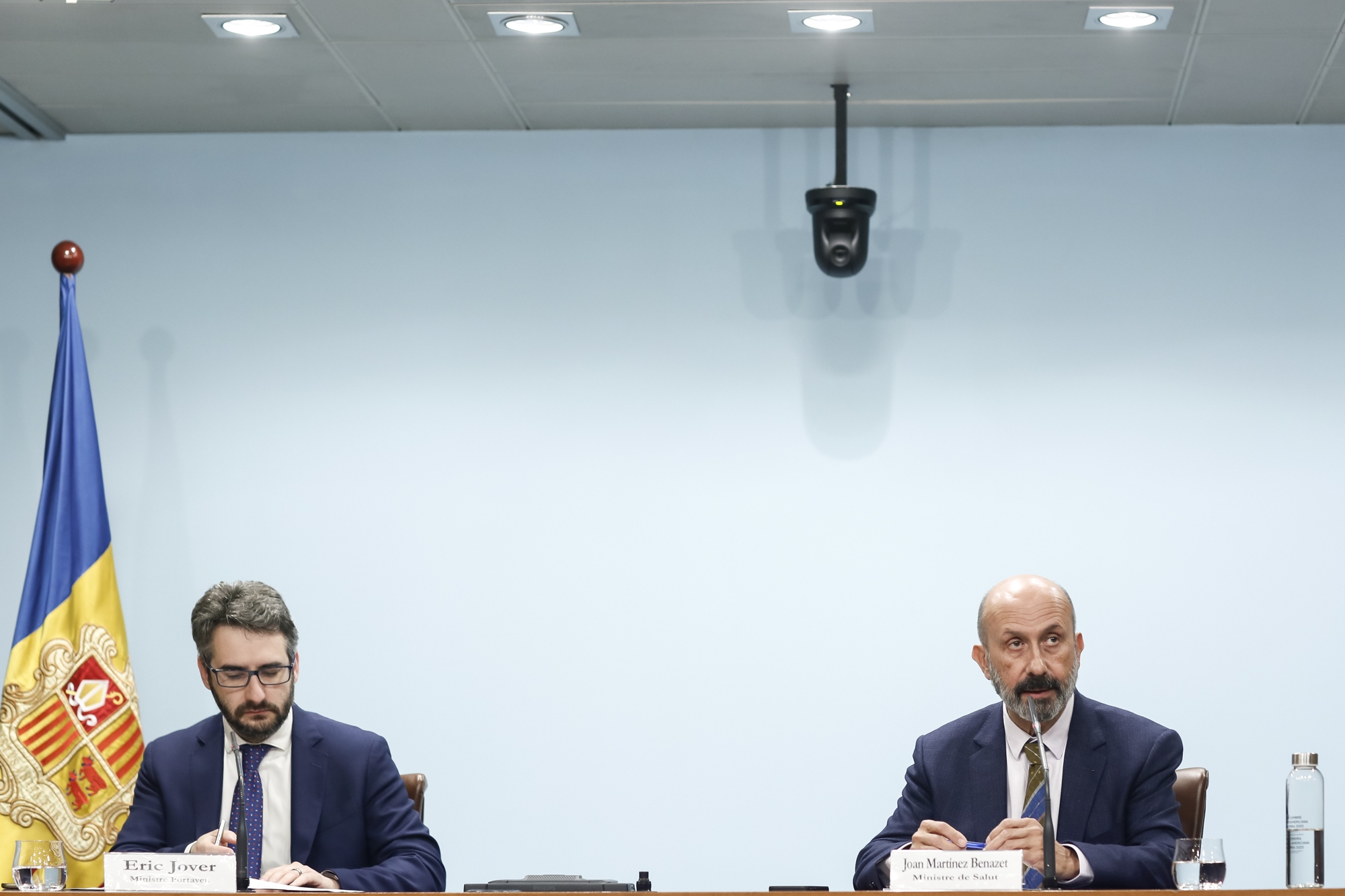 El Govern demana la col·laboració de tota la societat per frenar la cadena de contagis