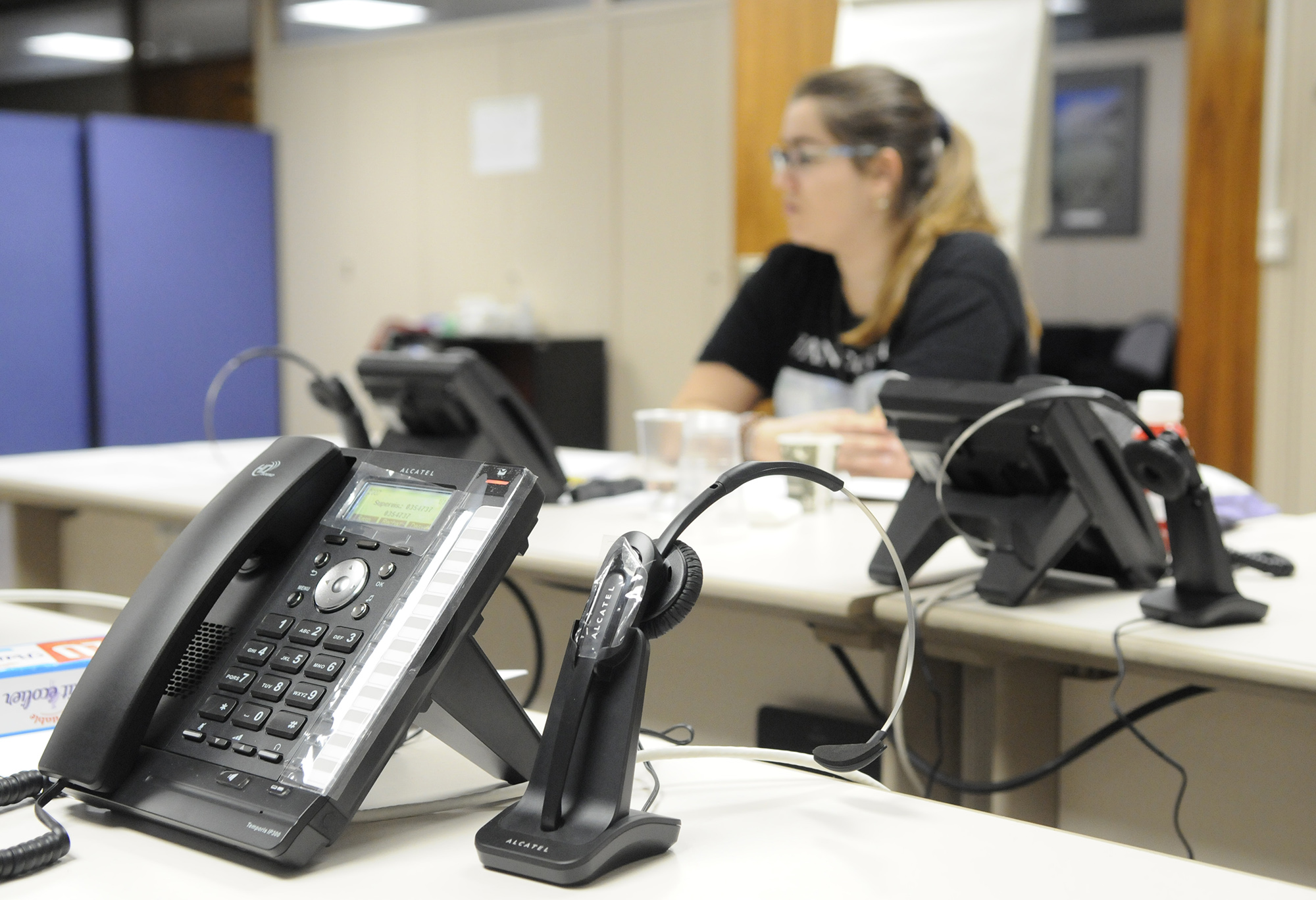 El telèfon 188 acumula 918 trucades des que va entrar en funcionament