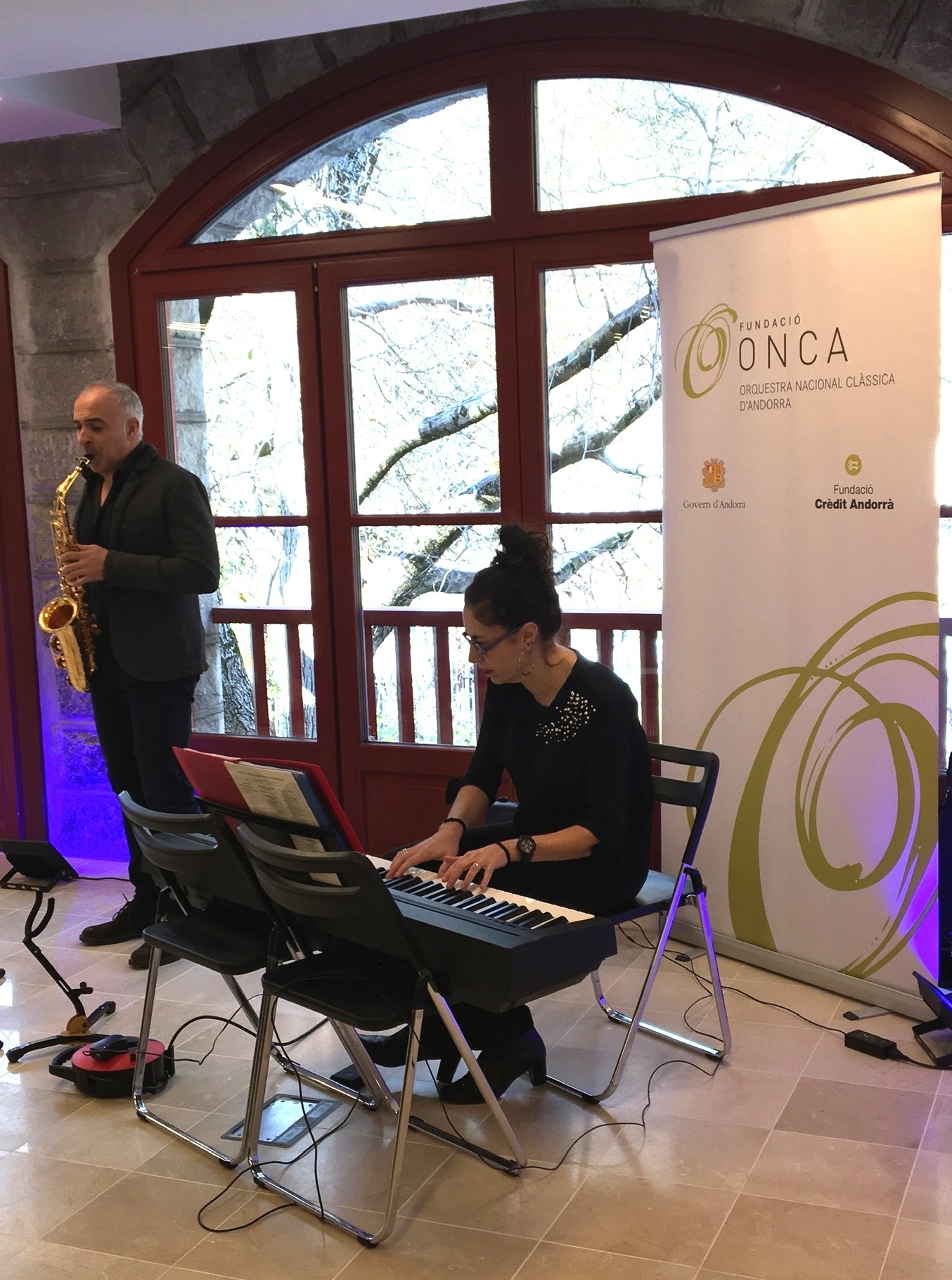 Paisatges d’emocions pel tradicional  Concert de la Constitució