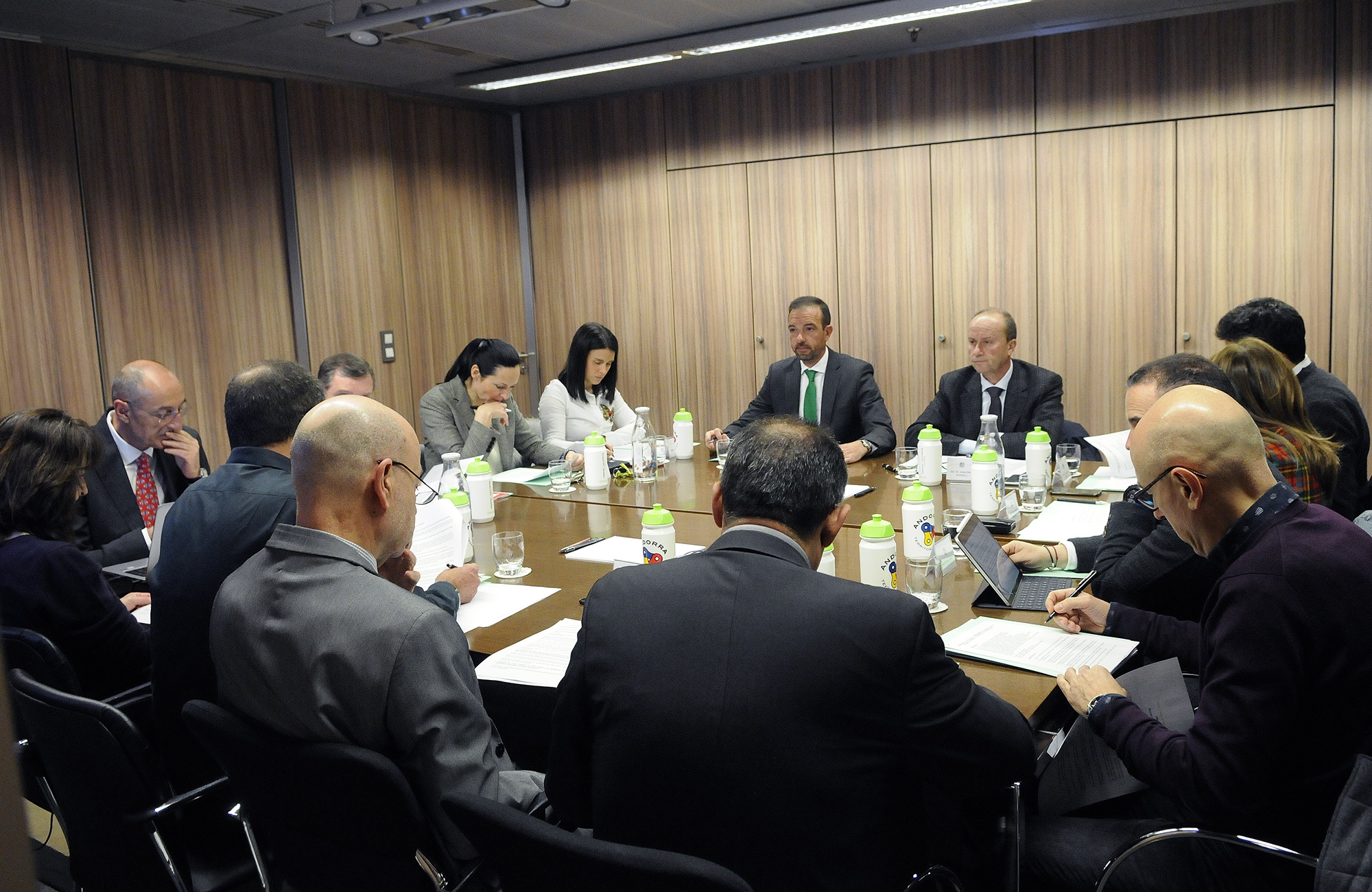 Torres explica a la Taula de Mobilitat que el nou tram de desviació de Sant Julià de Lòria s’obrirà al trànsit a final de març