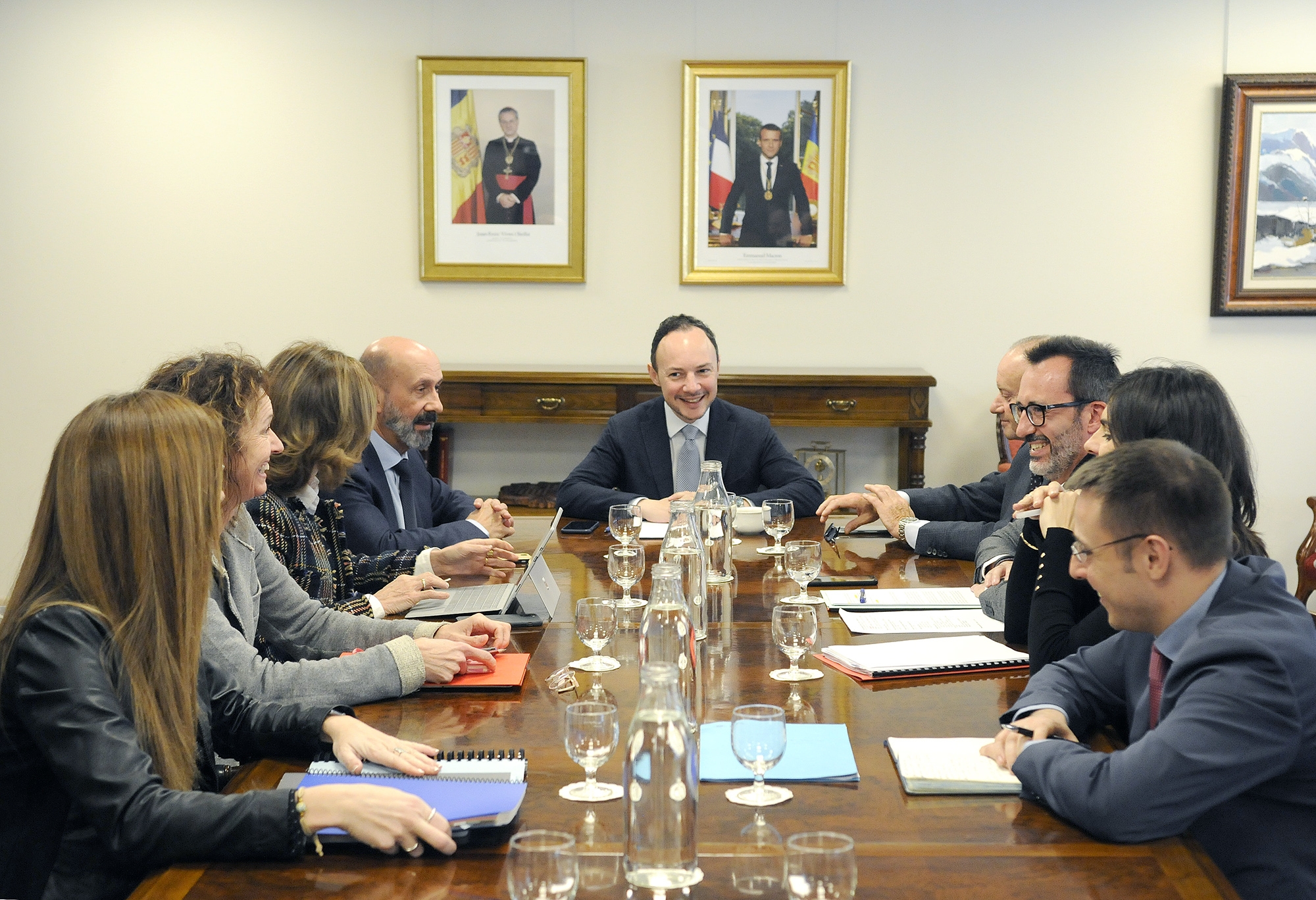 El Govern crea un grup de treball interministerial per abordar el tractament de joves i adolescents amb trastorns conductuals i addiccions als tòxics
