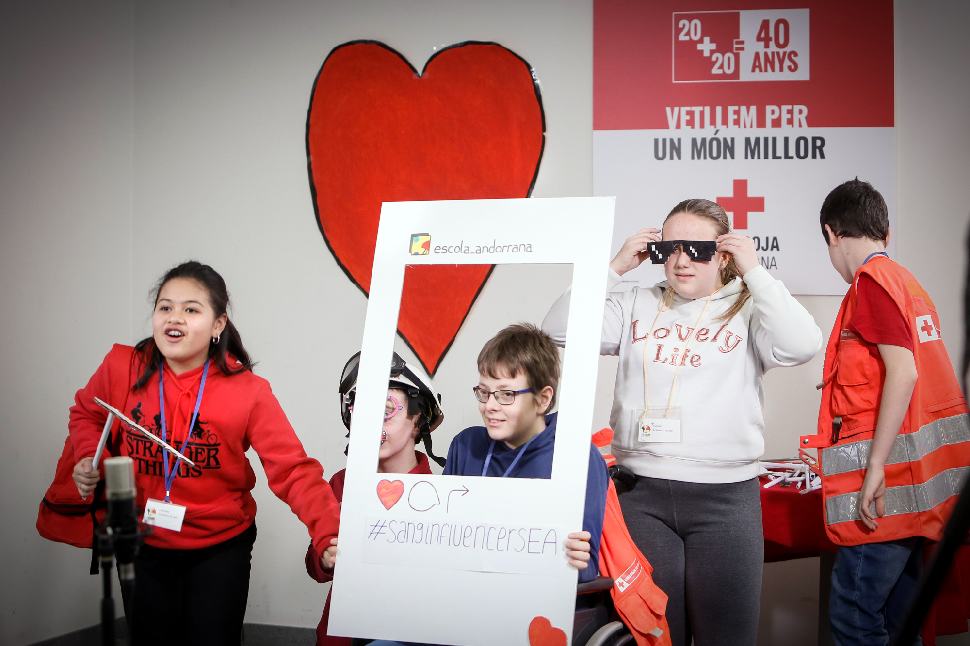 350 alumnes de Segona Ensenyança organitzen la segona campanya de recollida de sang en col·laboració amb la Creu Roja