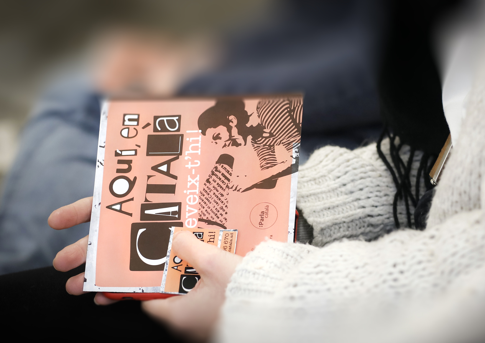 ‘Aquí, en català. Atreveix-t'hi!’, la nova campanya per promocionar la llengua en l’atenció al públic