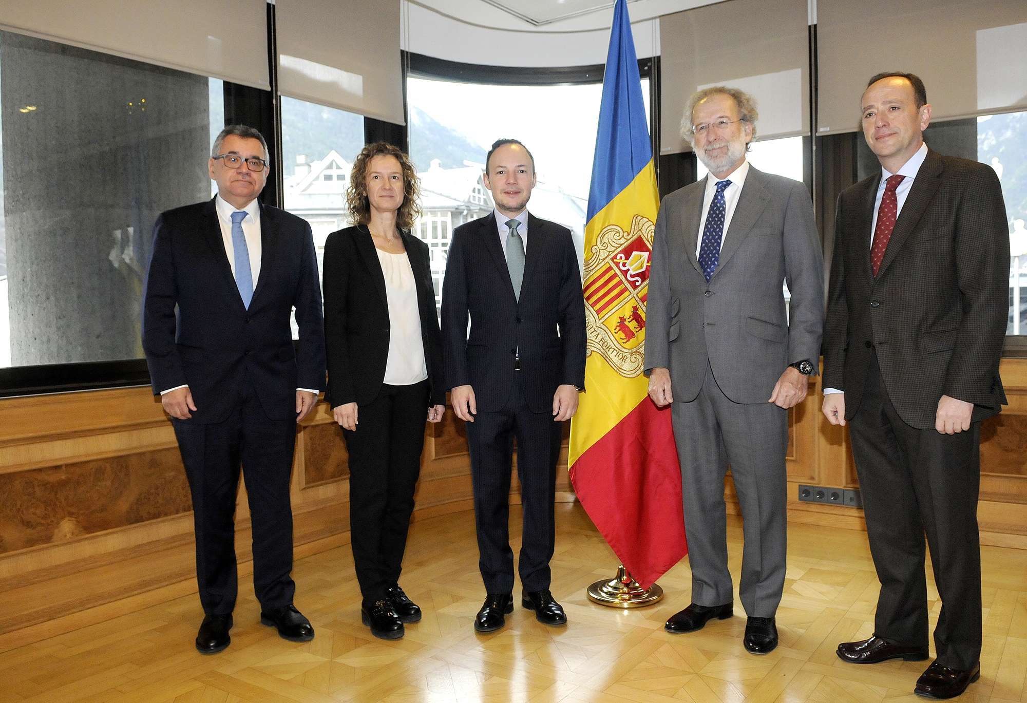 FEDA i Endesa signen un contracte perquè com a mínim el 33% de l’energia que s’importa d’Espanya sigui d’origen renovable