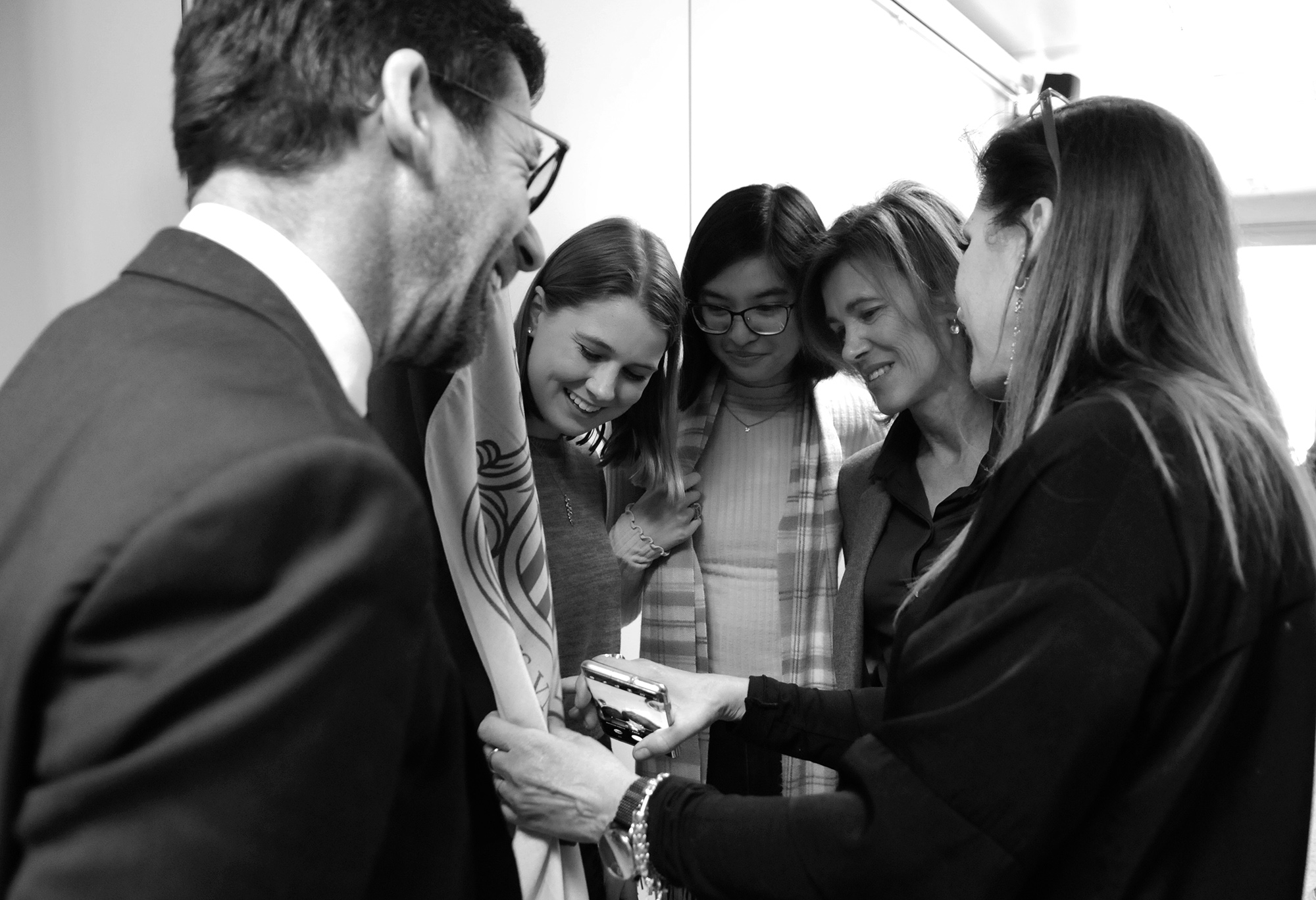 Sis estudiants del MIT imparteixen classes a alumnes de batxillerat per tercer any consecutiu