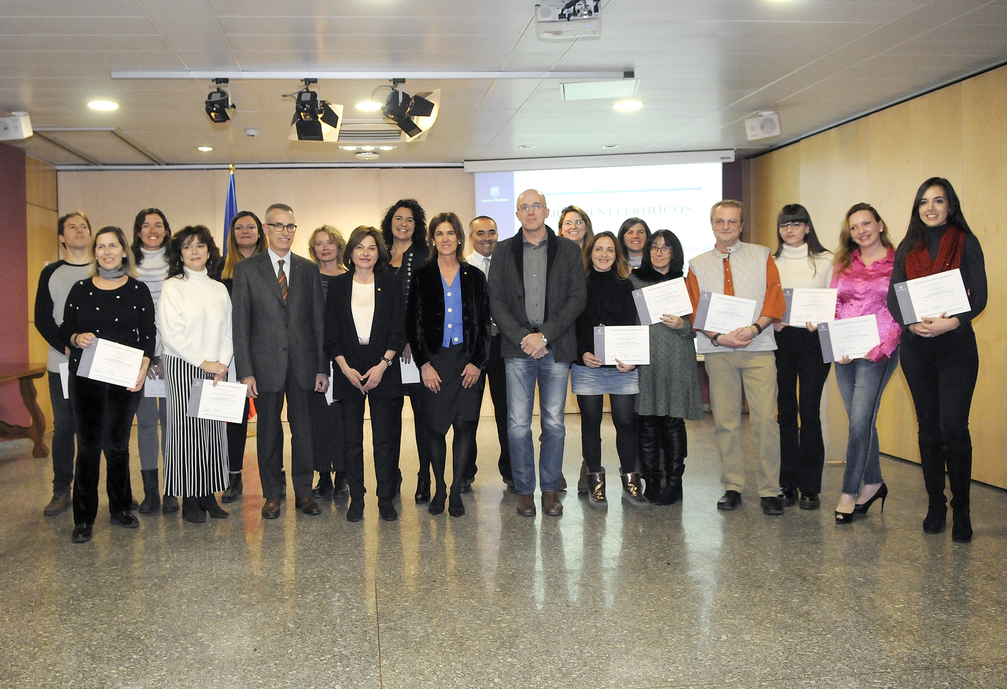 Canals i Vilarrubla entreguen una vintena de diplomes als nous informadors turístics