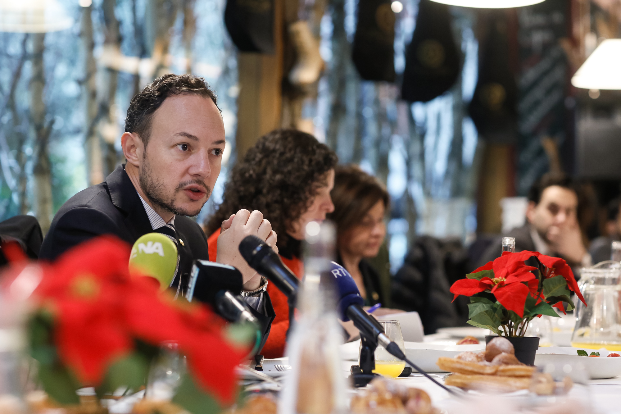 Espot apunta que l’Executiu ja ha presentat les tres propostes de pactes d’Estat als grups parlamentaris presents al Consell General