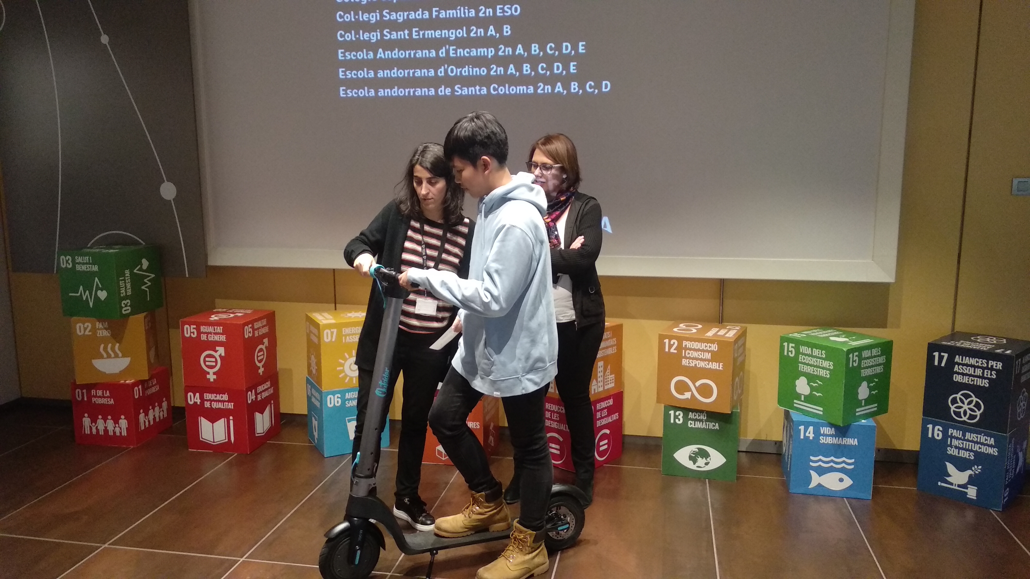 Els tallers Elèctrics! de FEDA fan reflexionar els adolescents sobre un nou model de mobilitat sostenible