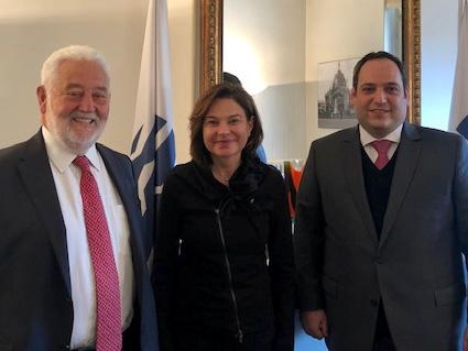 Veronica Canals tracta aspectes com la desestacionalització o el foment de turisme de natura amb la directora general d'Atout France