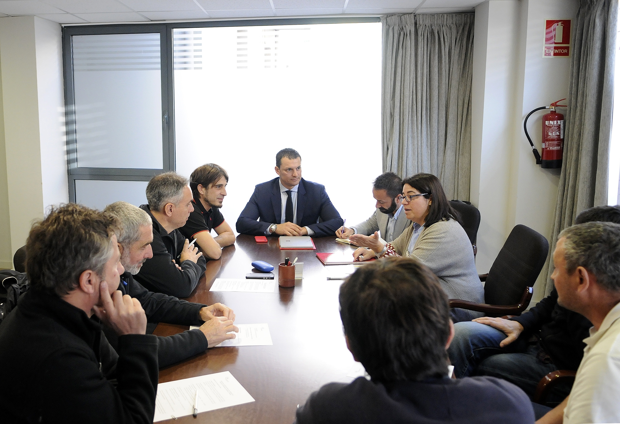 El ministre Jordi Gallardo es reuneix per primera vegada amb Ski Andorra i representants del sector de la neu
