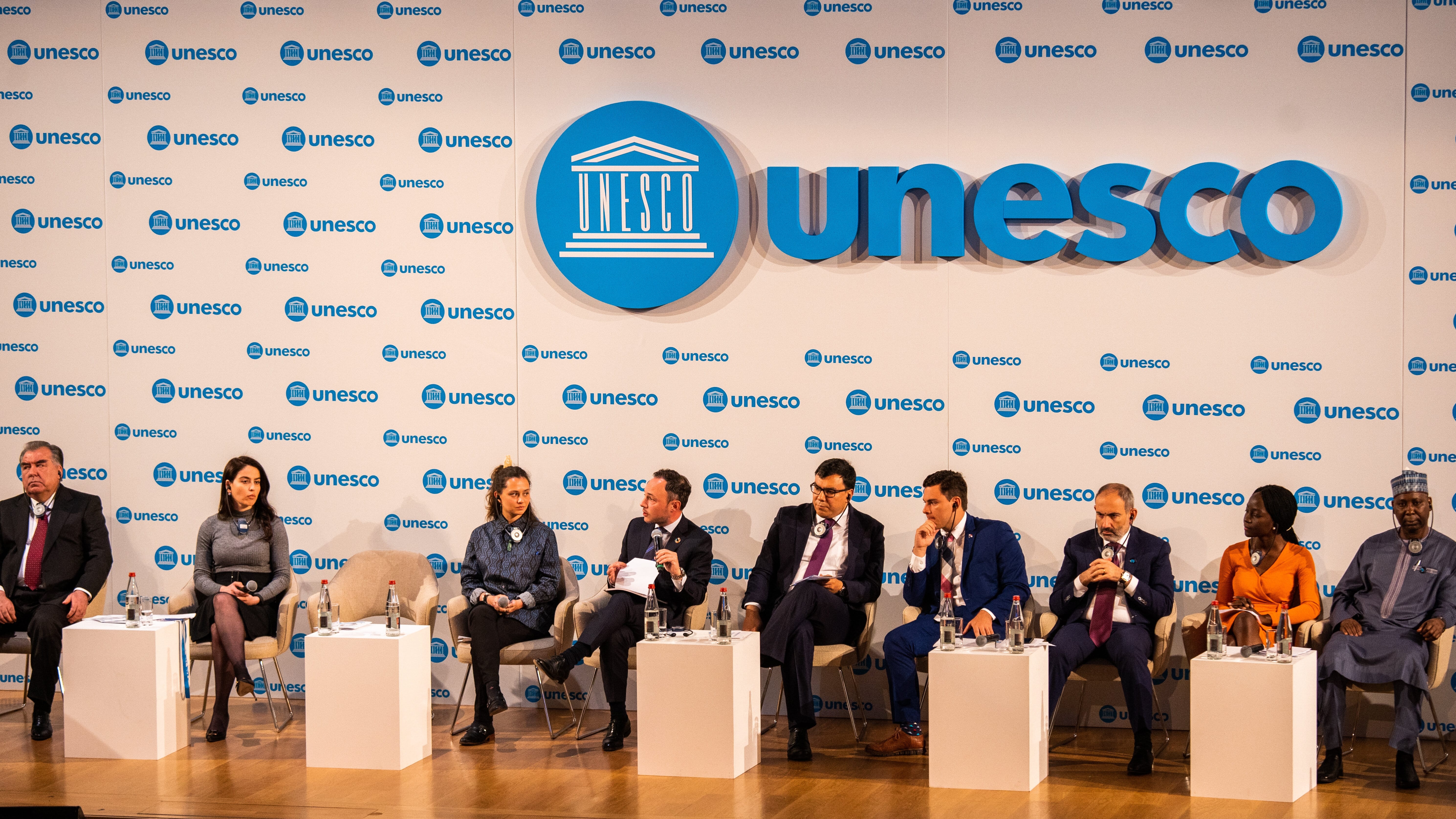 Espot i Vilarrubla participen en l’obertura de la 40a Conferència General de la UNESCO