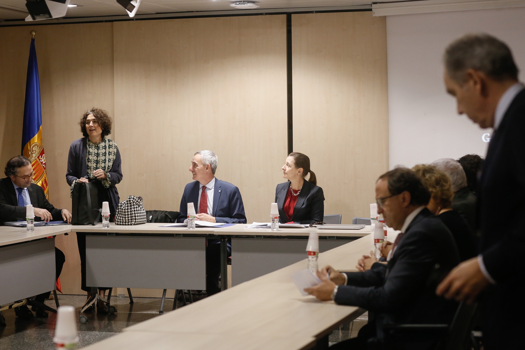 La nova delegació de la UE es reuneix amb els representants del món polític, econòmic i social per conèixer la realitat del país