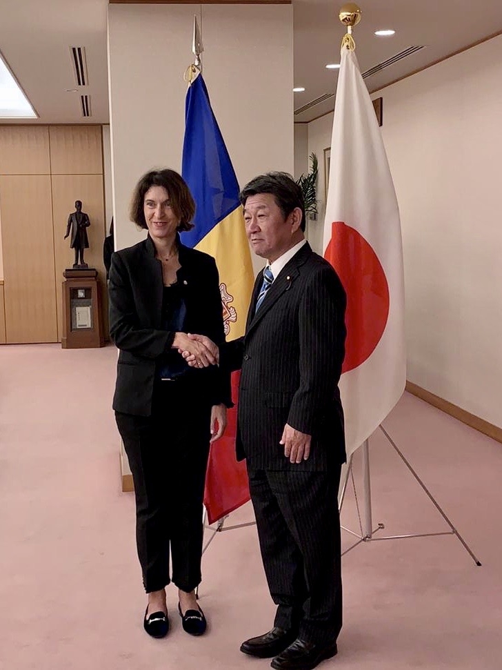 Maria Ubach es reuneix amb el seu homòleg al Japó, Toshimitsu Motegi