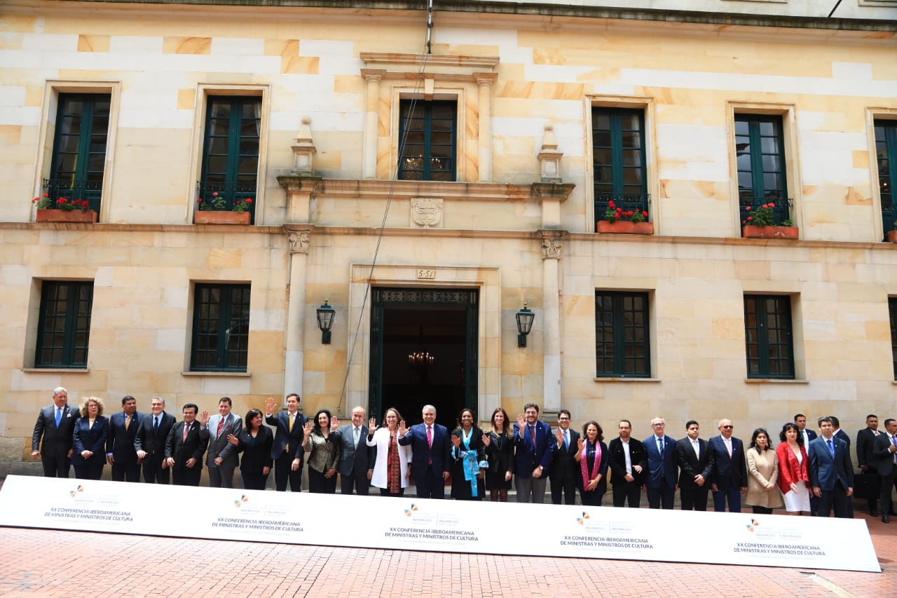 Riva destaca que cal refermar el potencial de les indústries culturals per impulsar el desenvolupament productiu i la creació de treball de qualitat