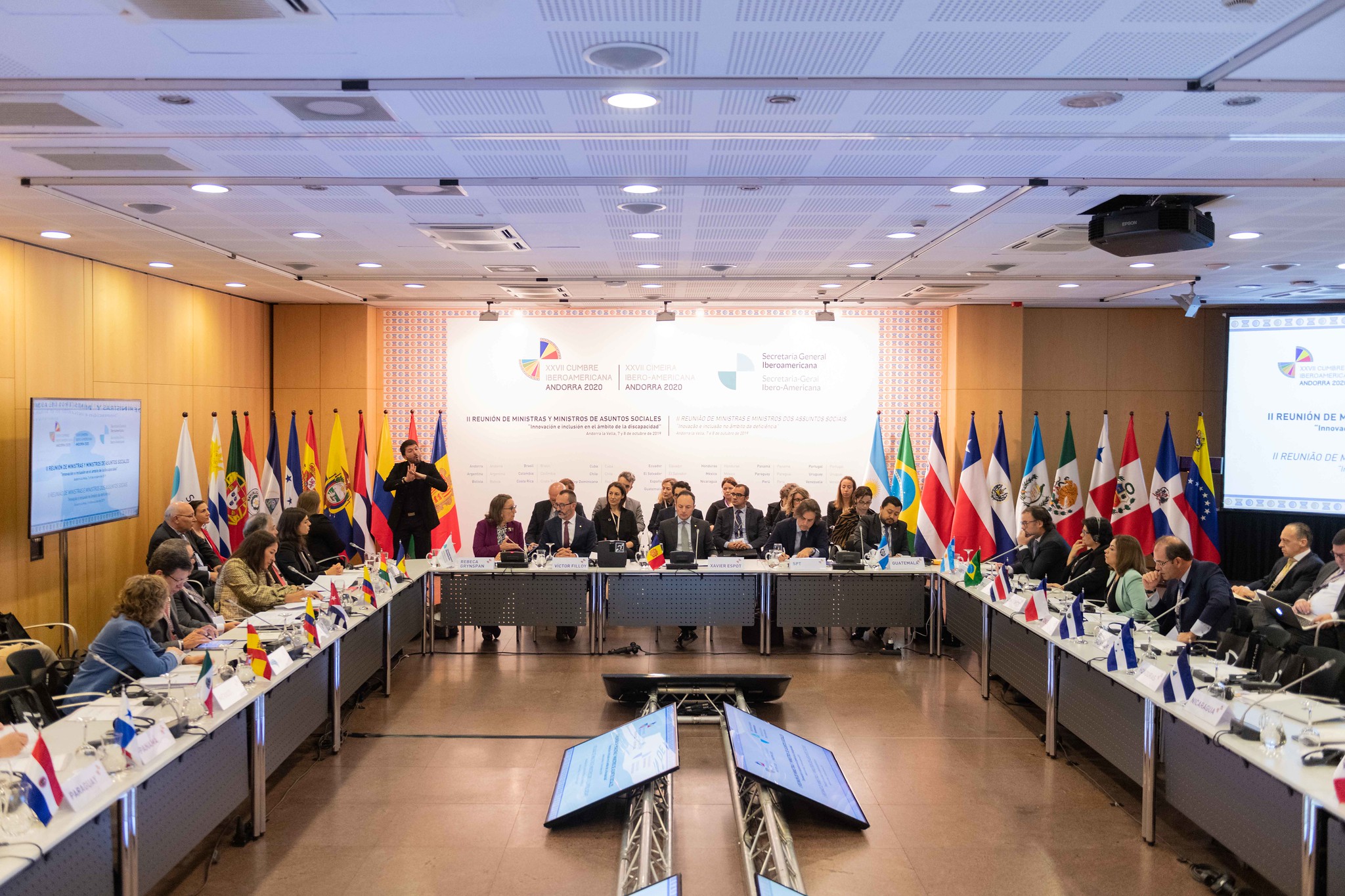 Xavier Espot, Víctor Filloy i Rebeca Grynspan inauguren la II Reunió Iberoamericana de Ministres d’Afers Socials a Andorra