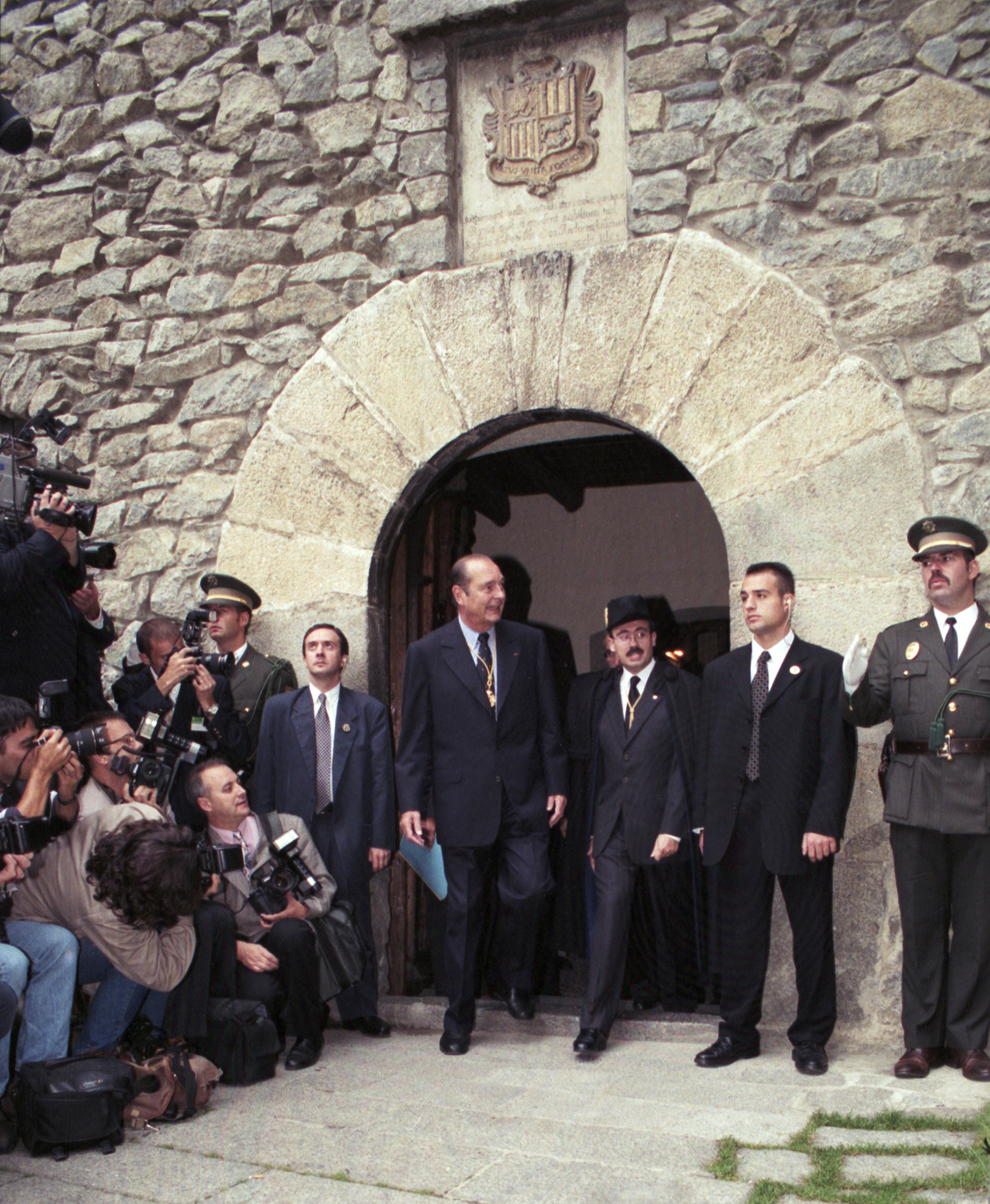 El Govern decreta tres dies de dol nacional per la mort de Jacques Chirac