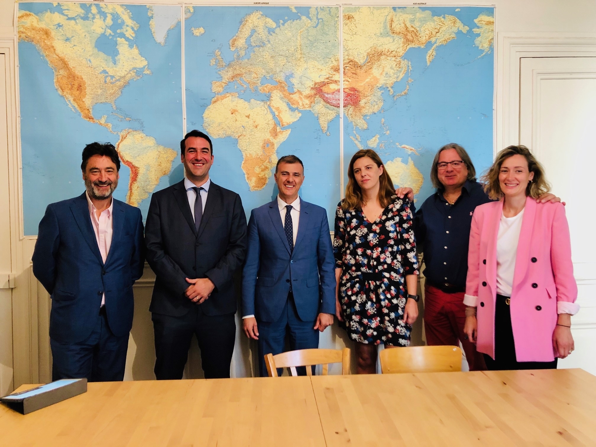 El Govern, la CEA i l’INEC francès acorden col·laborar en els sectors del turisme, el comerç i la construcció