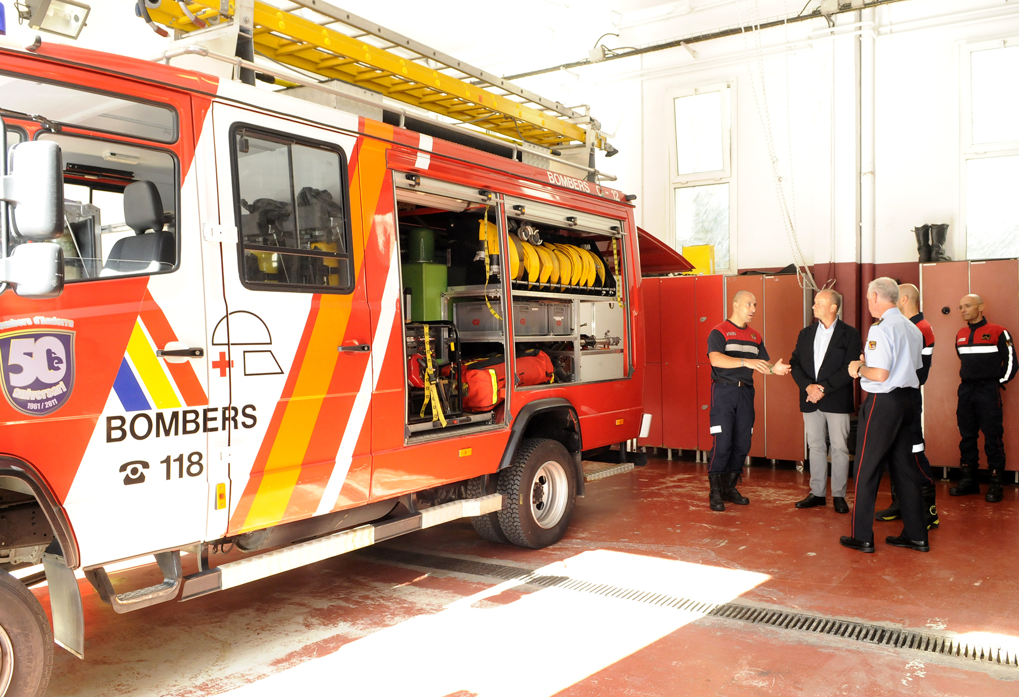 El ministre Josep Maria Rossell visita els parcs de Bombers de Canillo i del Pas de la Casa