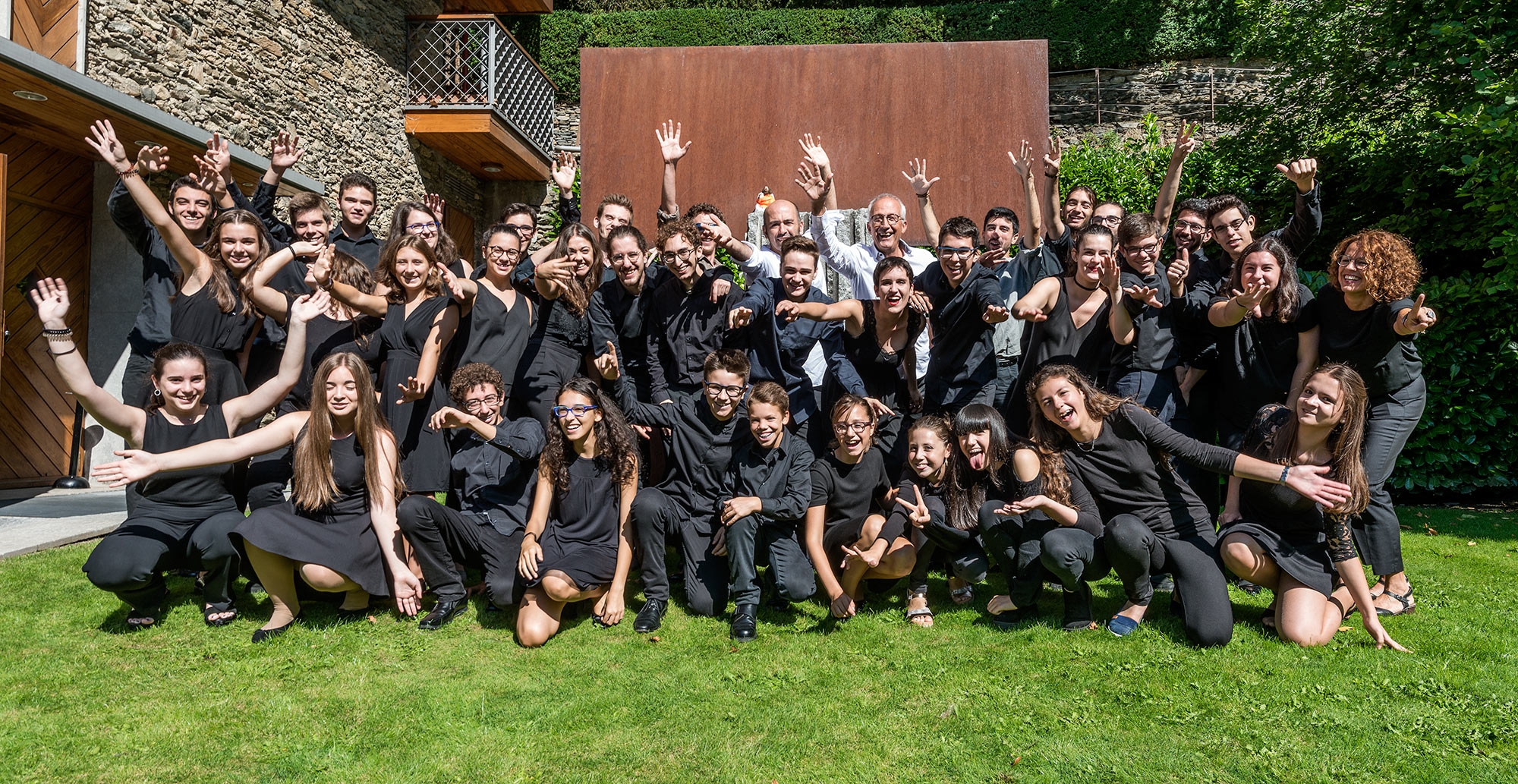 La Jonca convida cinc joves artistes plàstics del país per a celebrar un concert de Meritxell sinestèsic